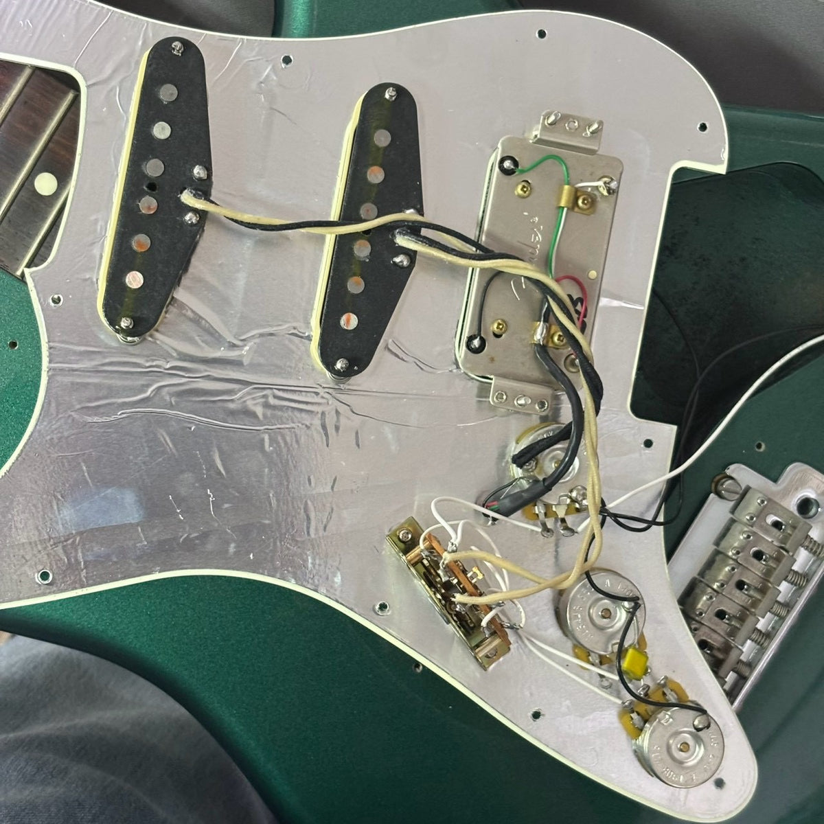 Fender Japan Hybrid 60s Stratocaster HSS