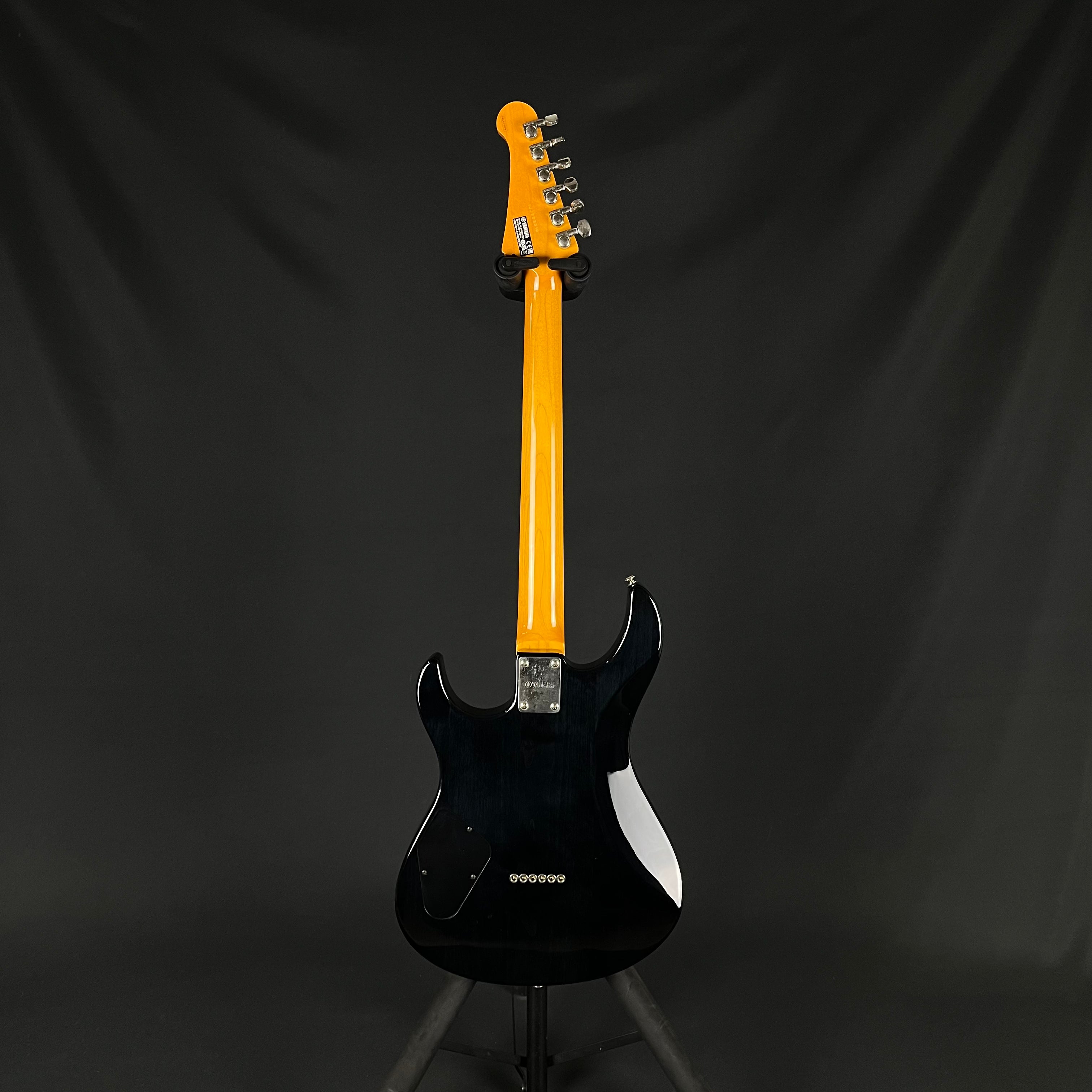YAMAHA PAC611HFM