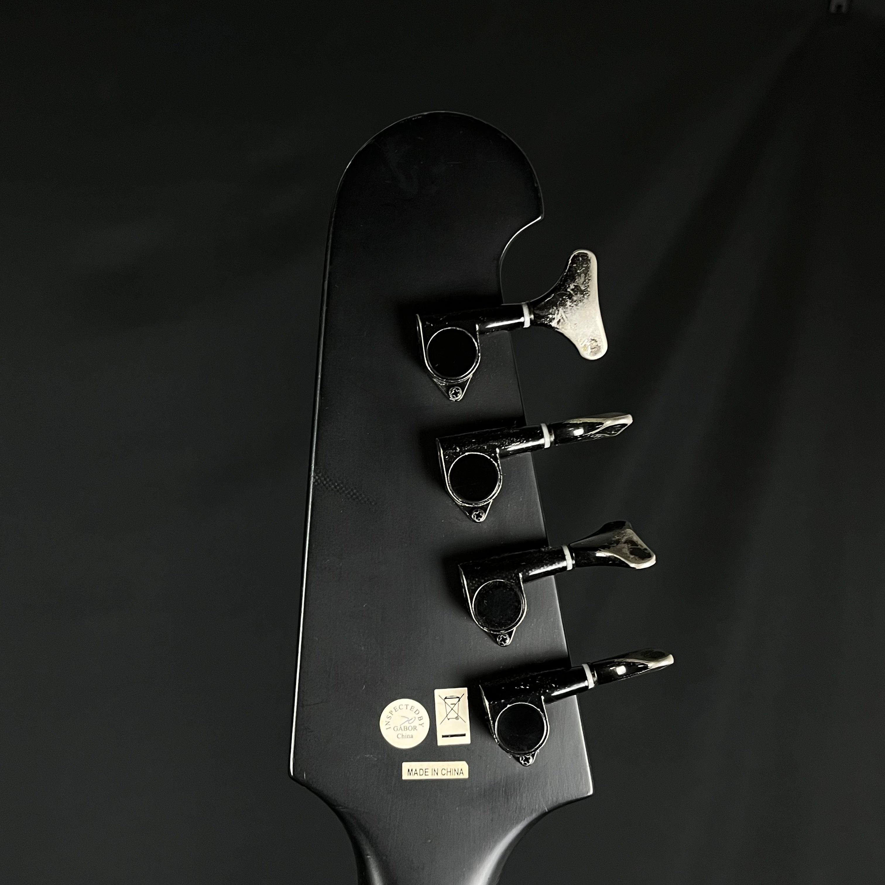 Epiphone Goth Thunderbird IV Bass