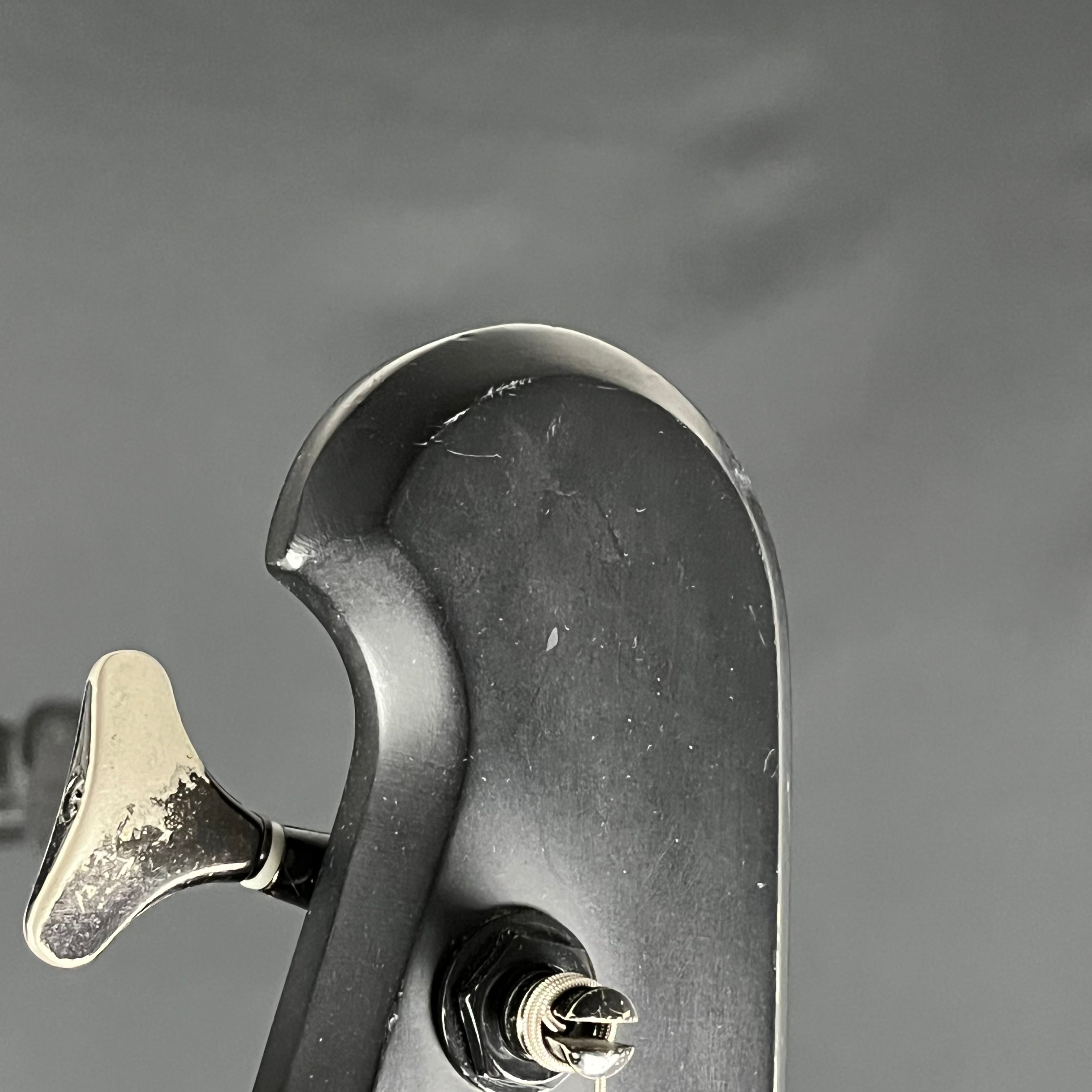 Epiphone Goth Thunderbird IV Bass