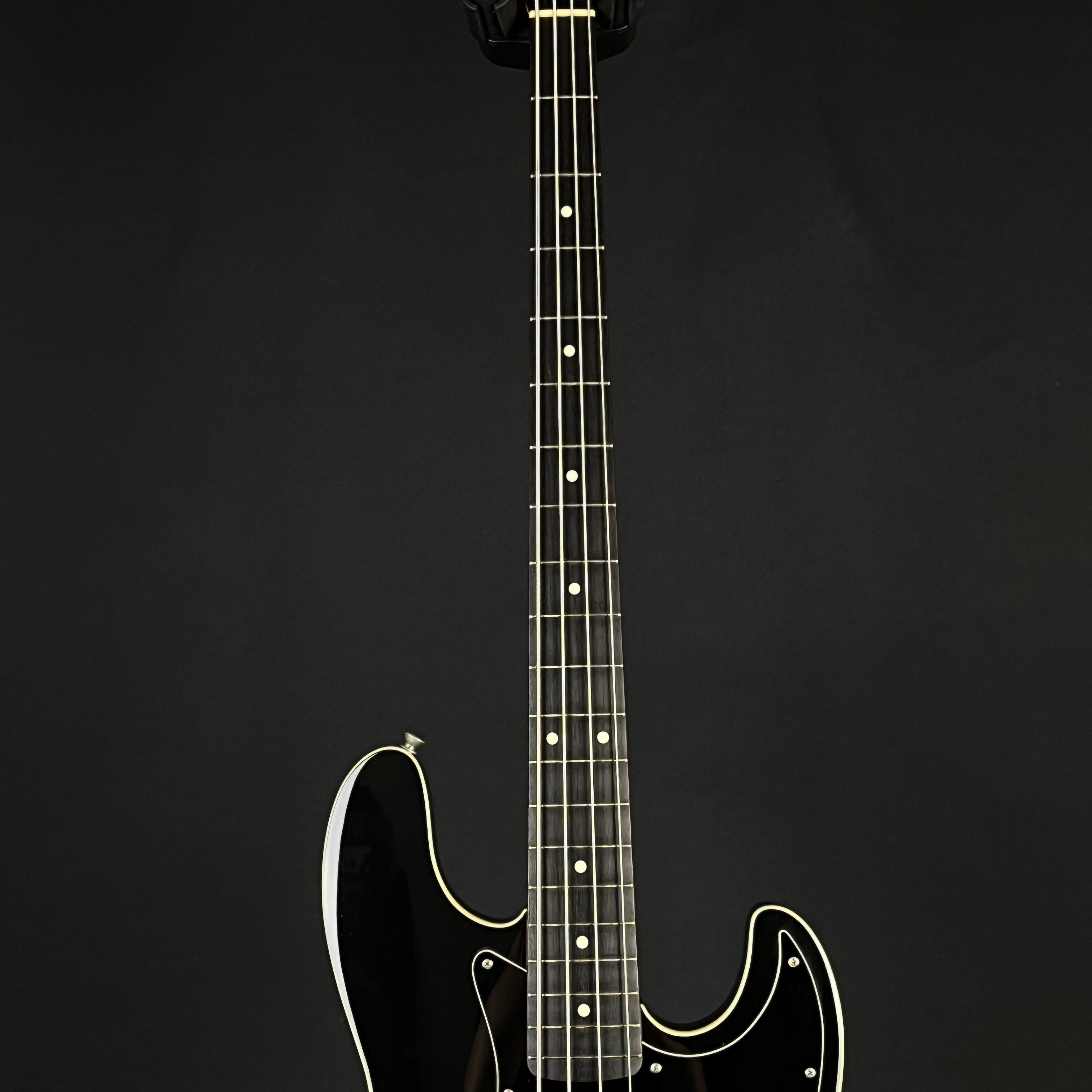 Fender Japan Aerodyne Jazz Bass 2017