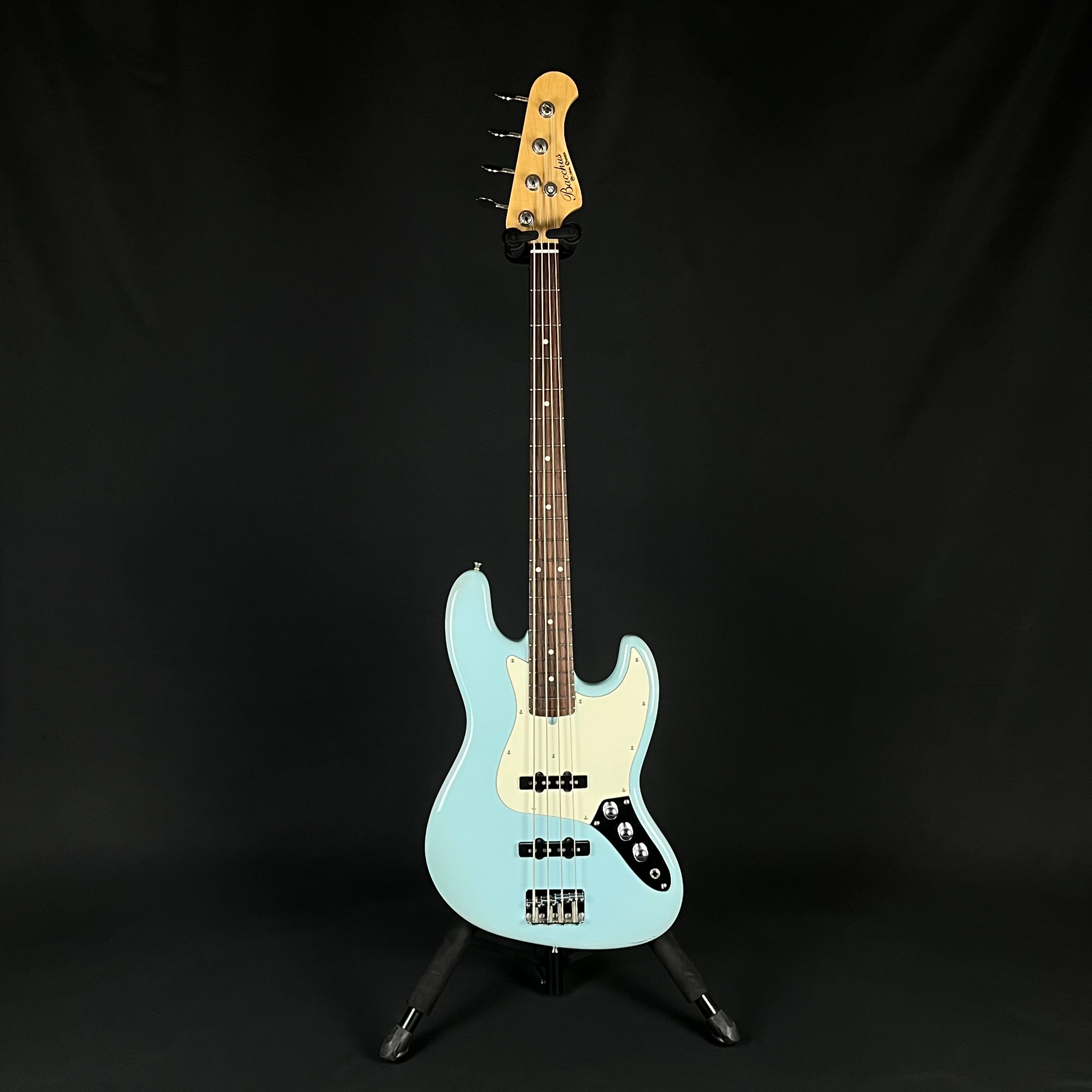 Bacchus Global Series Jazz Bass