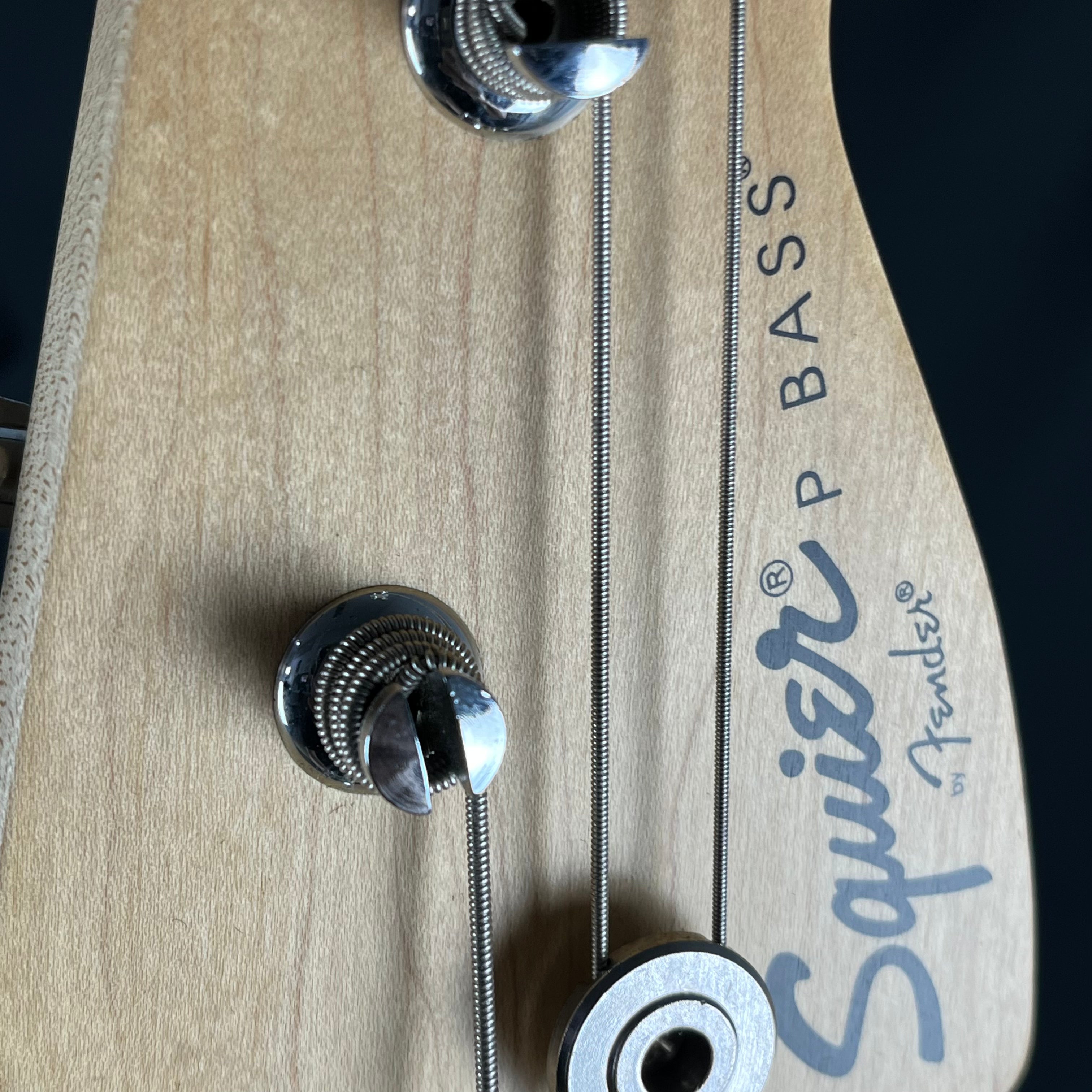 Squier Affinity Precision Bass