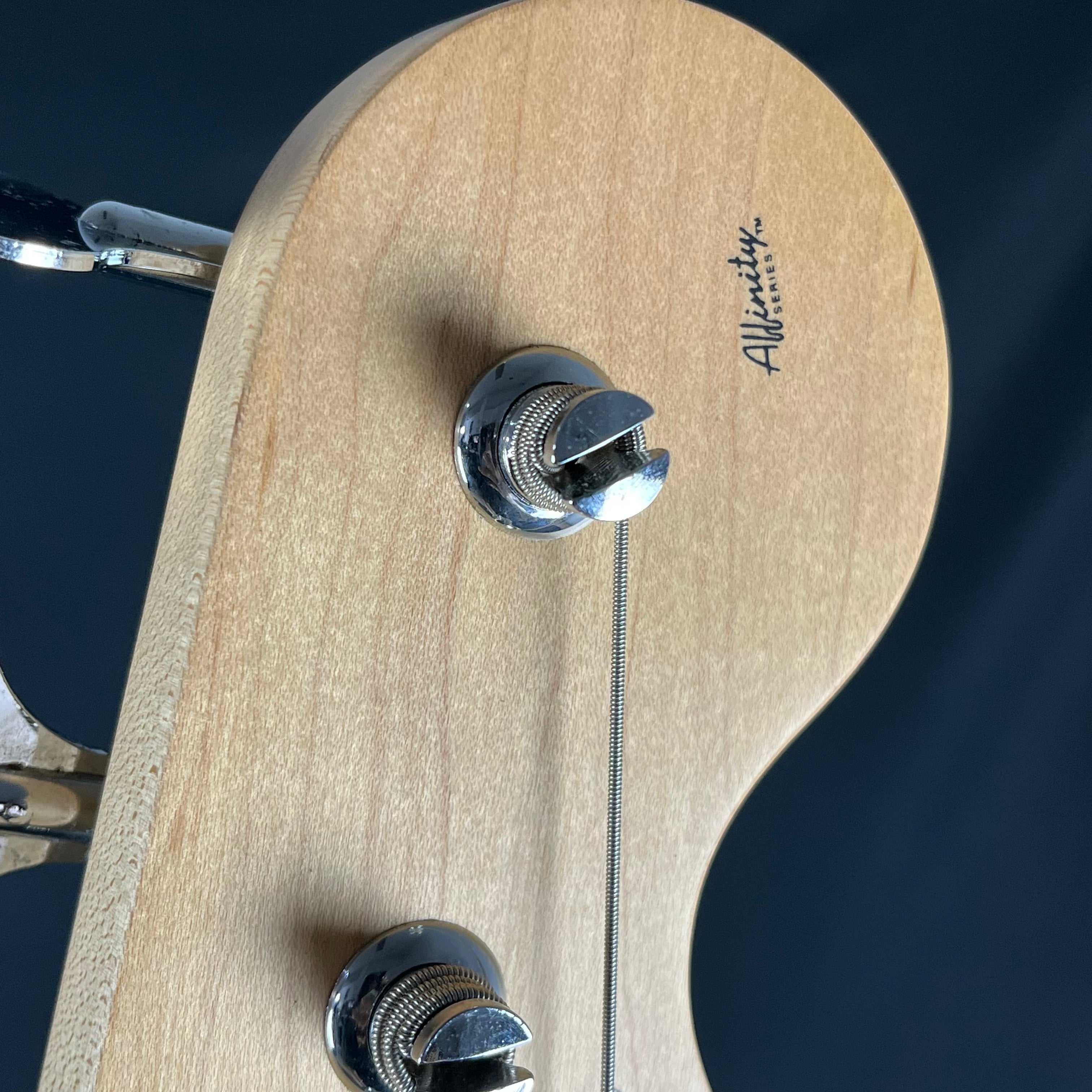 Squier Affinity Precision Bass