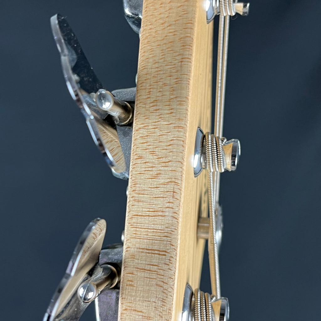 Squier Affinity Precision Bass