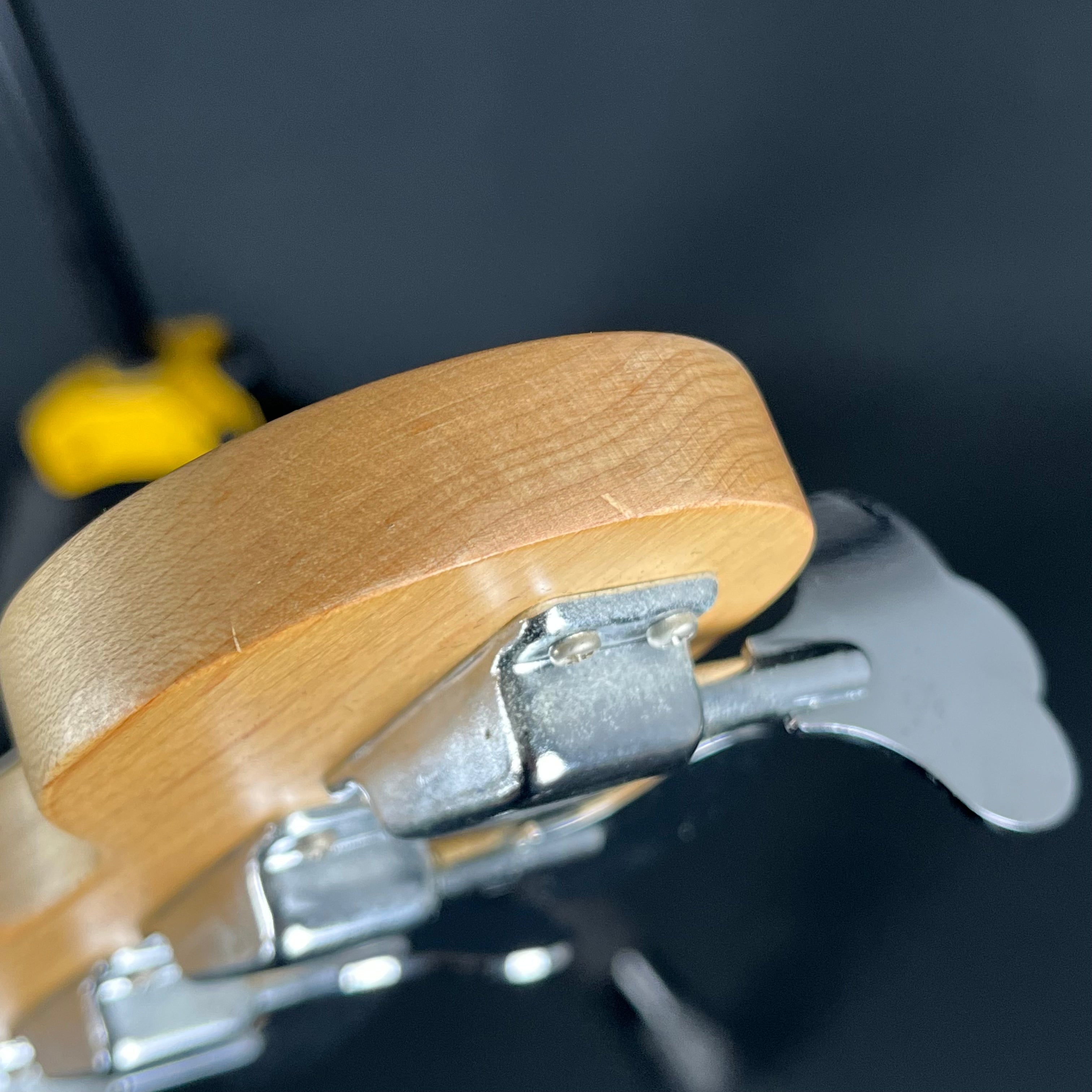 Squier Affinity Precision Bass