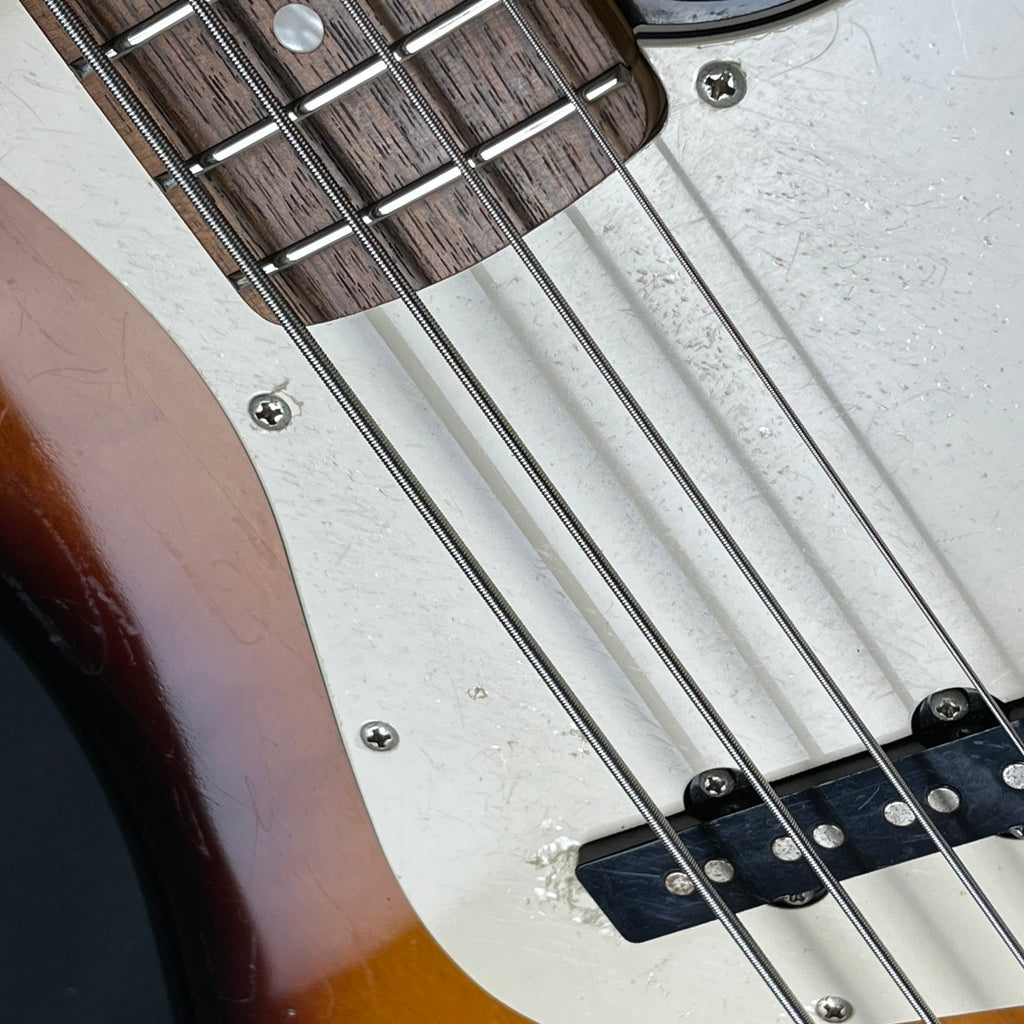 Squier Jazz Bass