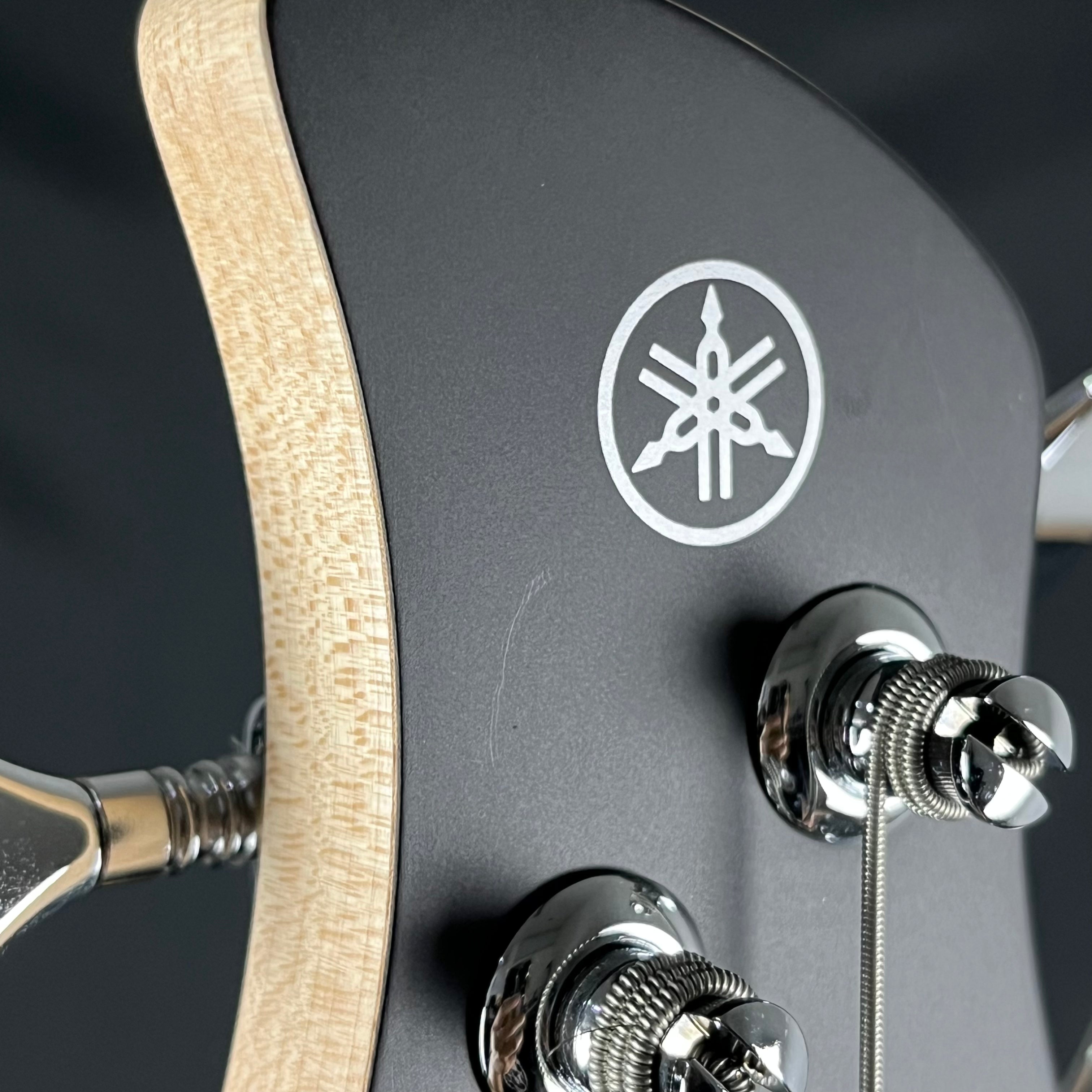 YAMAHA TRBX174 Bass