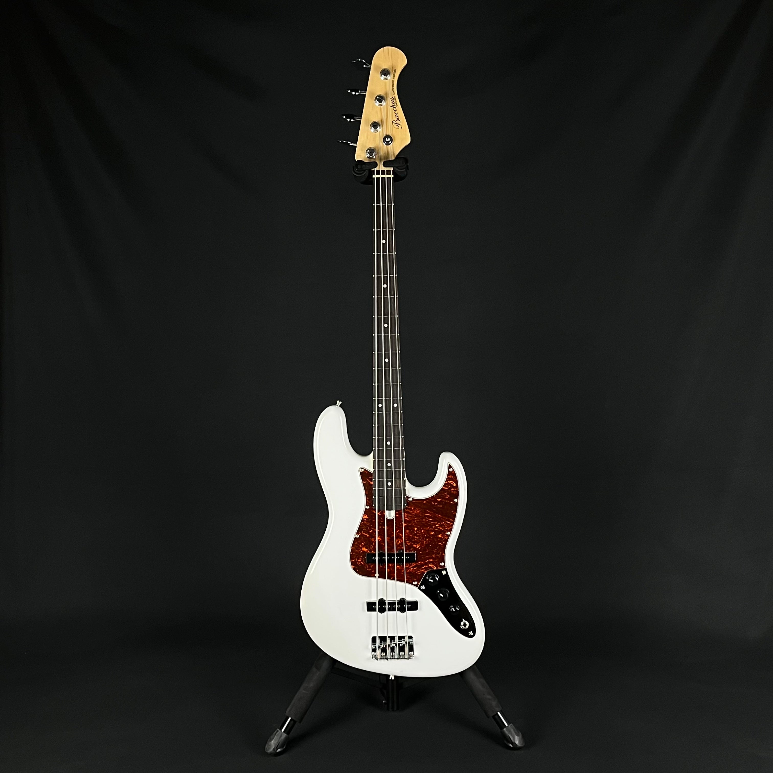 Bacchus BJB-1R Bass