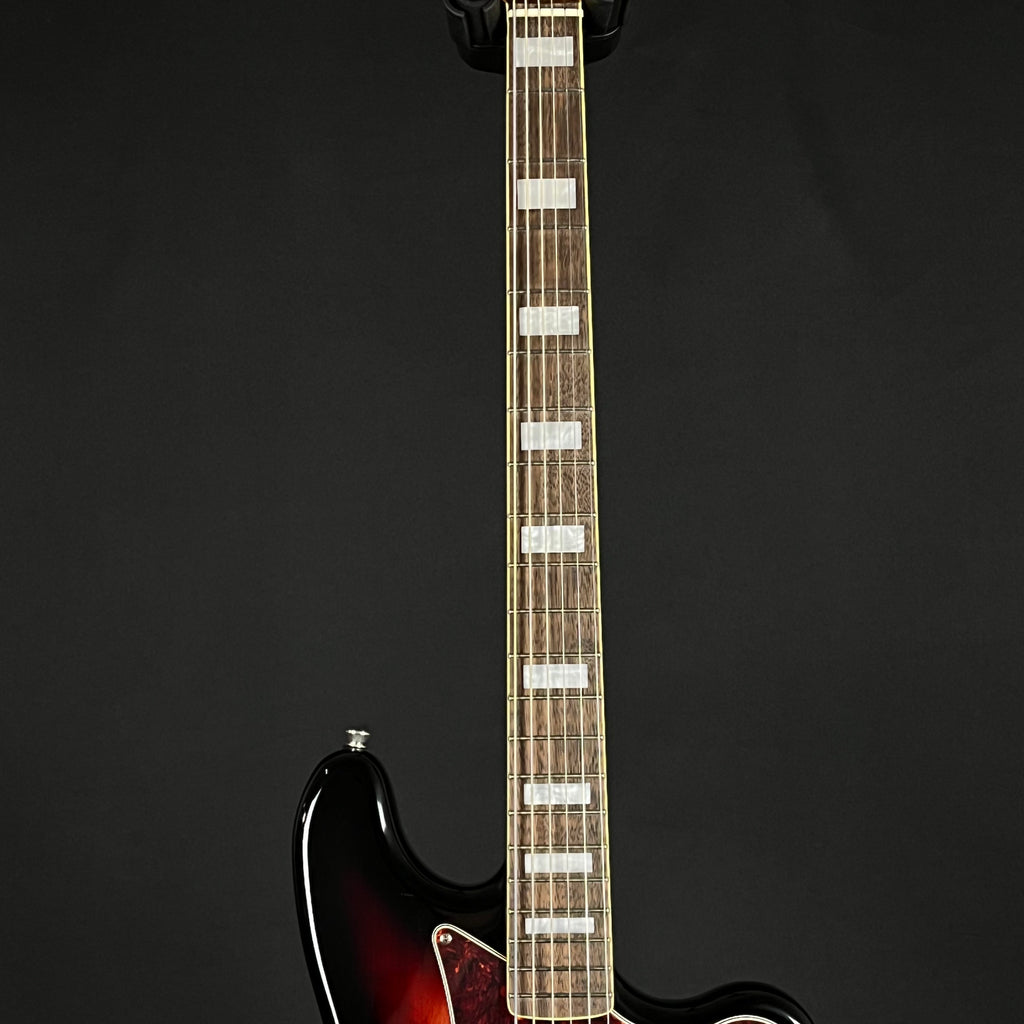 Squier Classic Vibe Bass VI