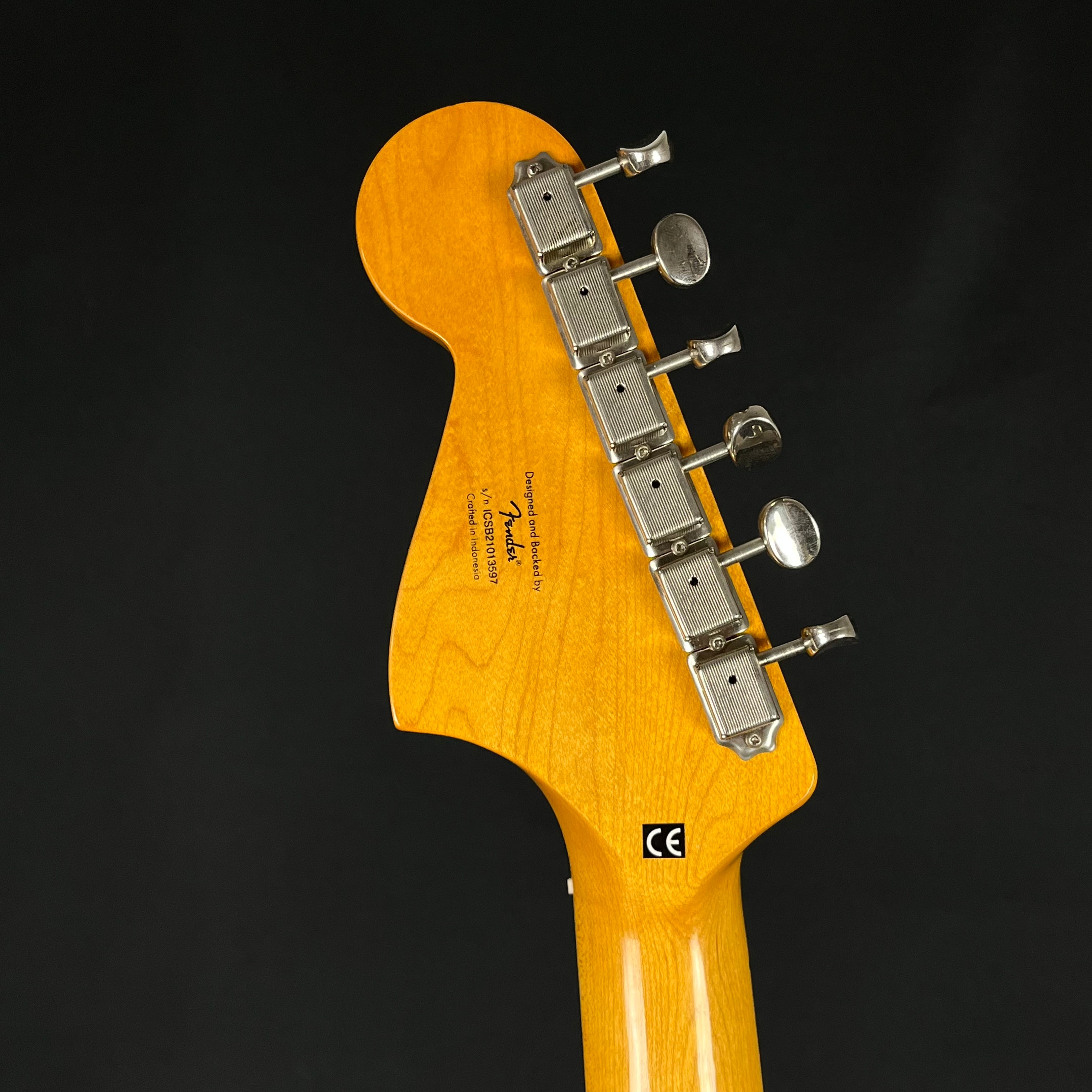 Squier Classic Vibe Bass VI