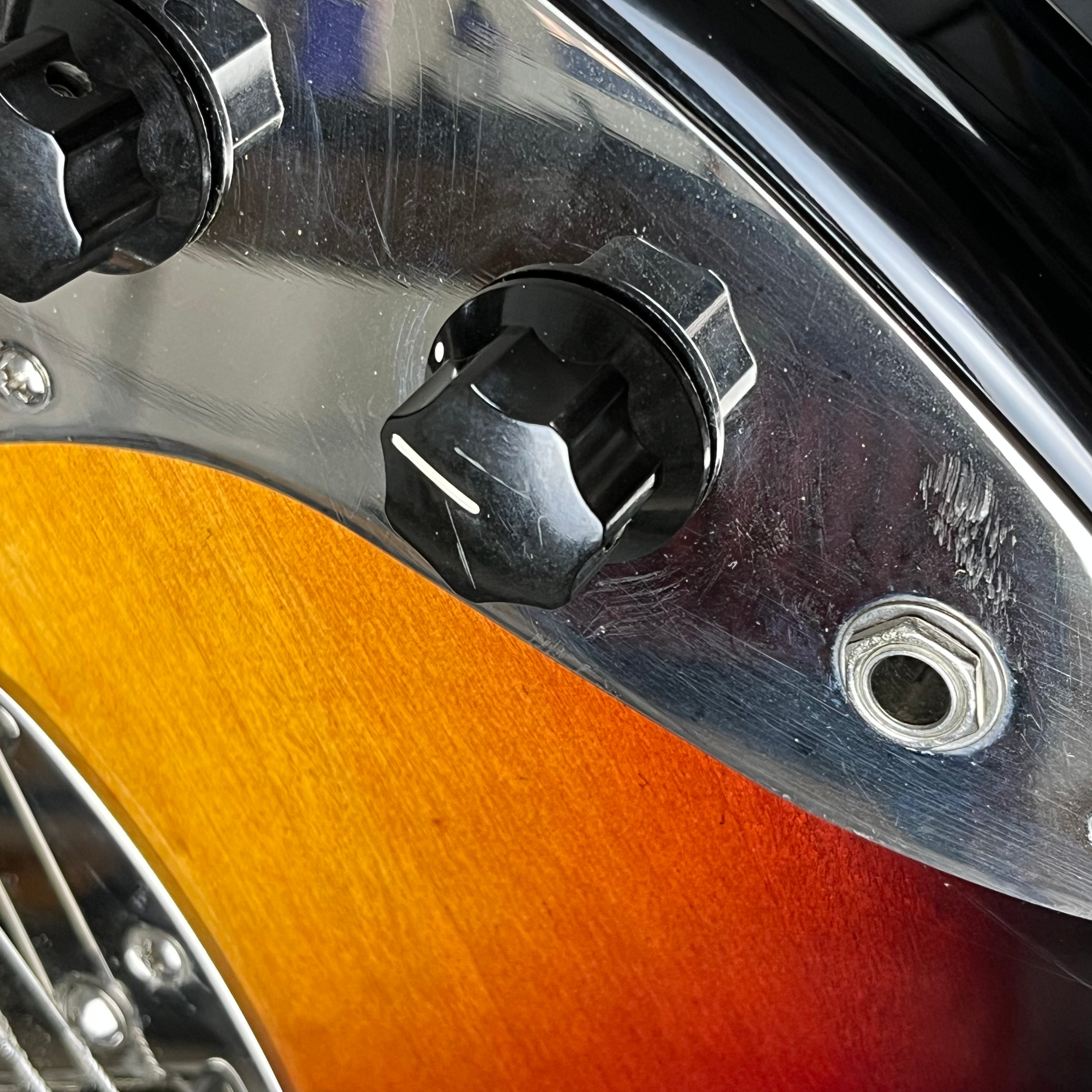 Squier Classic Vibe Bass VI