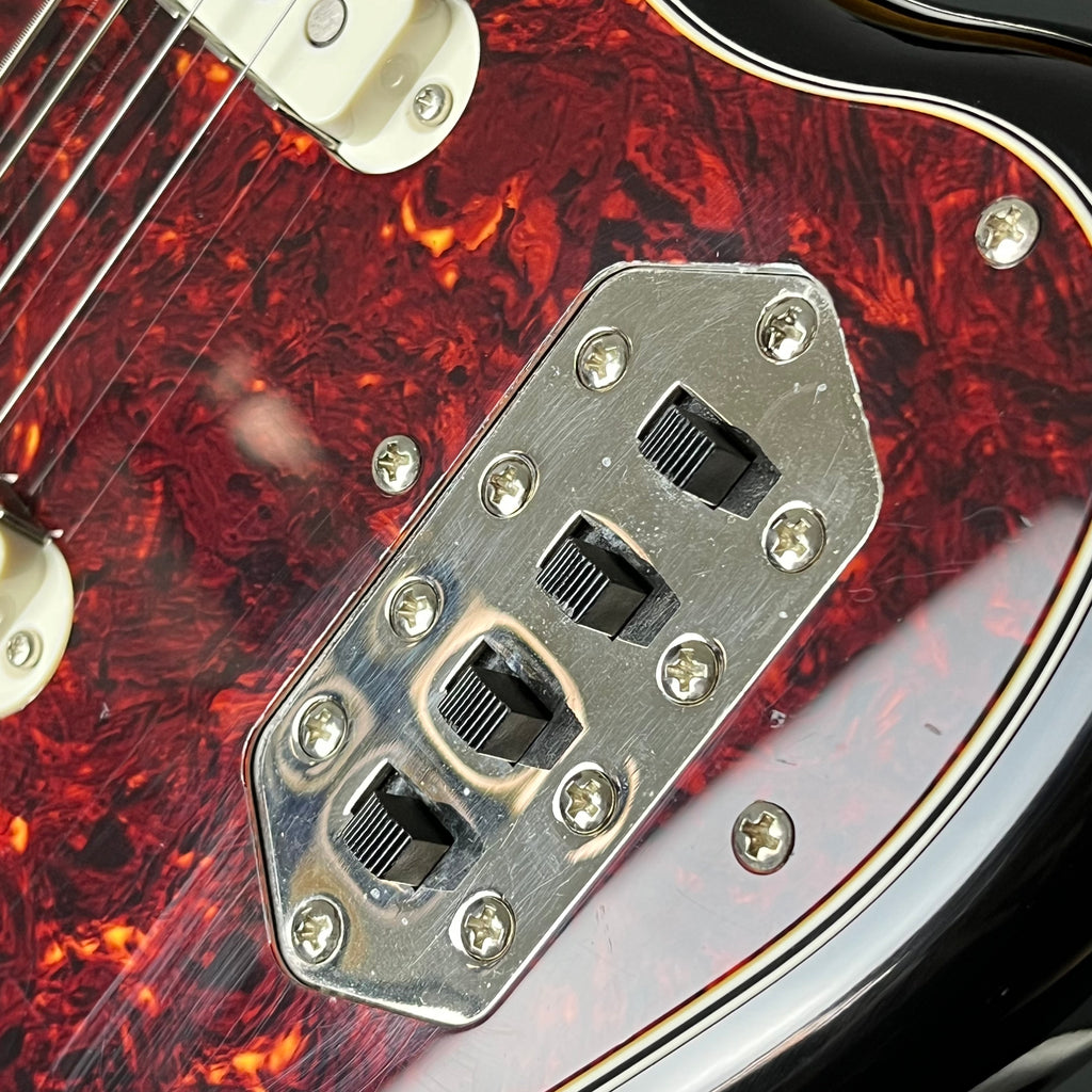 Squier Classic Vibe Bass VI