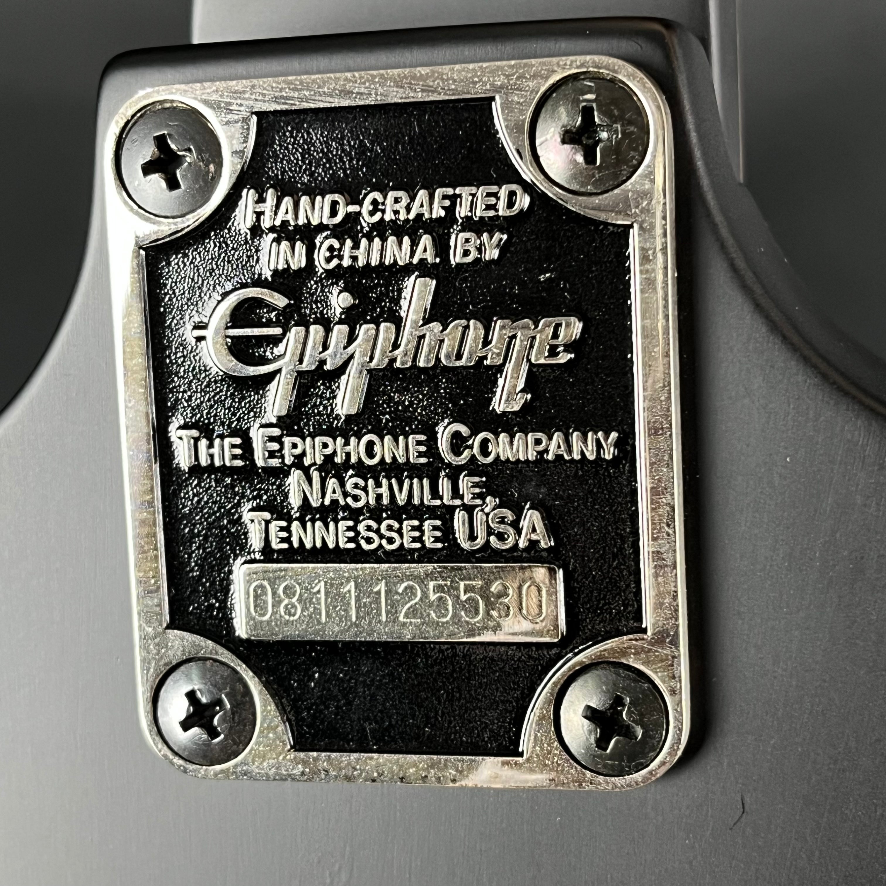 Epiphone Nikki Sixx Blackbird Bass