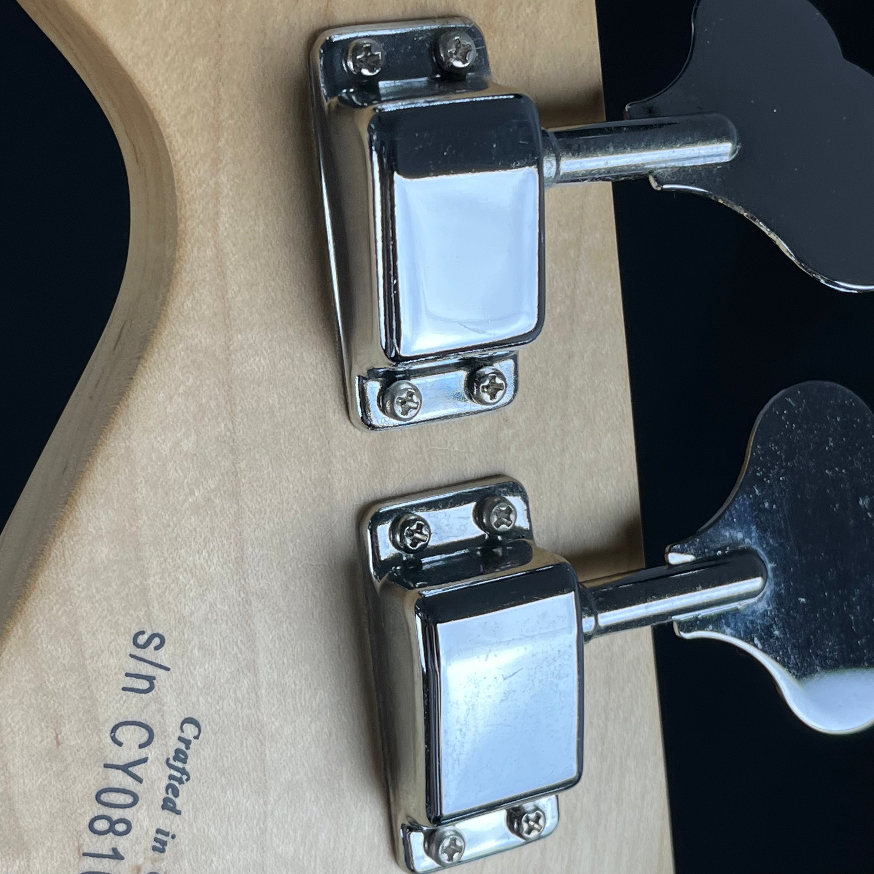 Squier Affinity Precision Bass