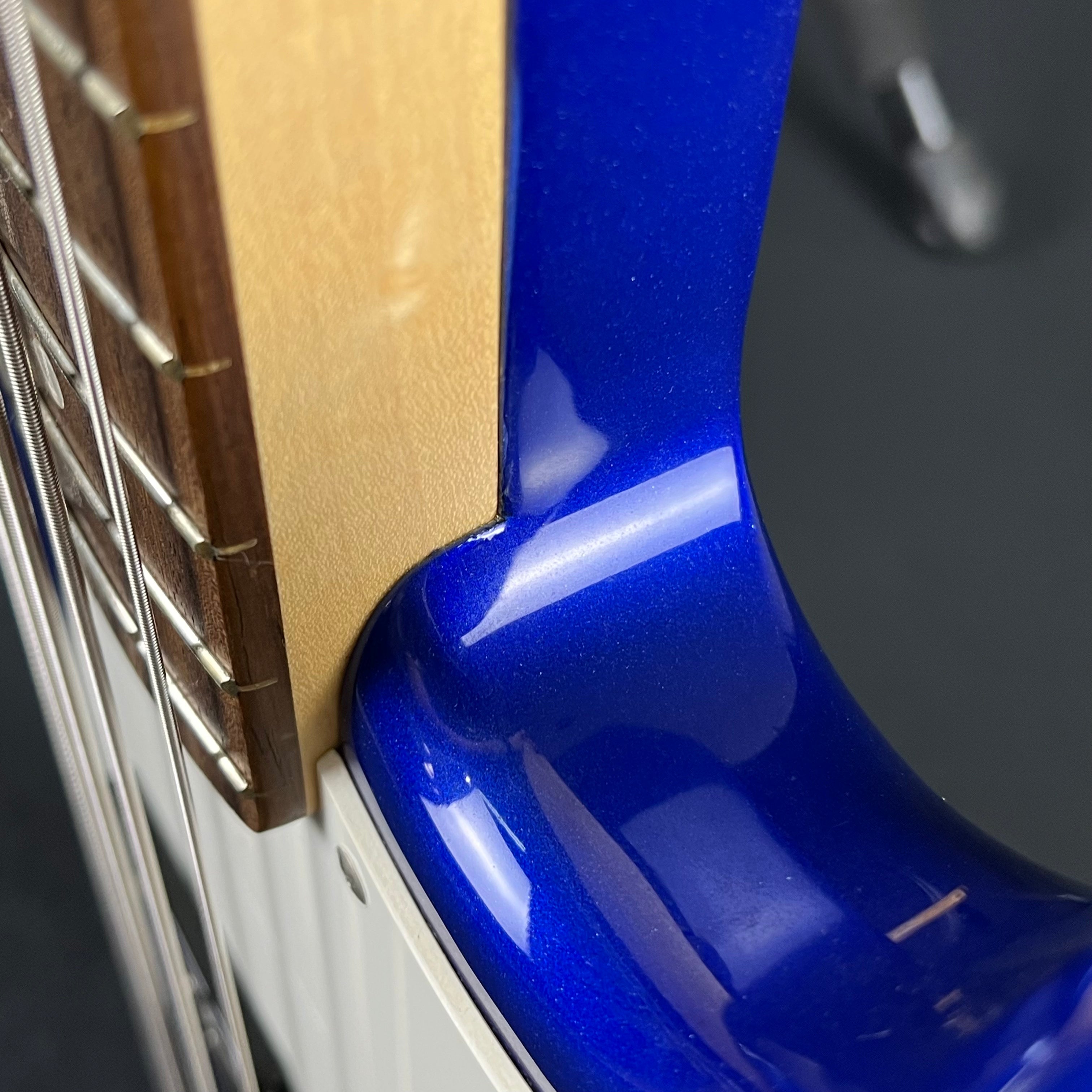Squier Affinity Precision Bass