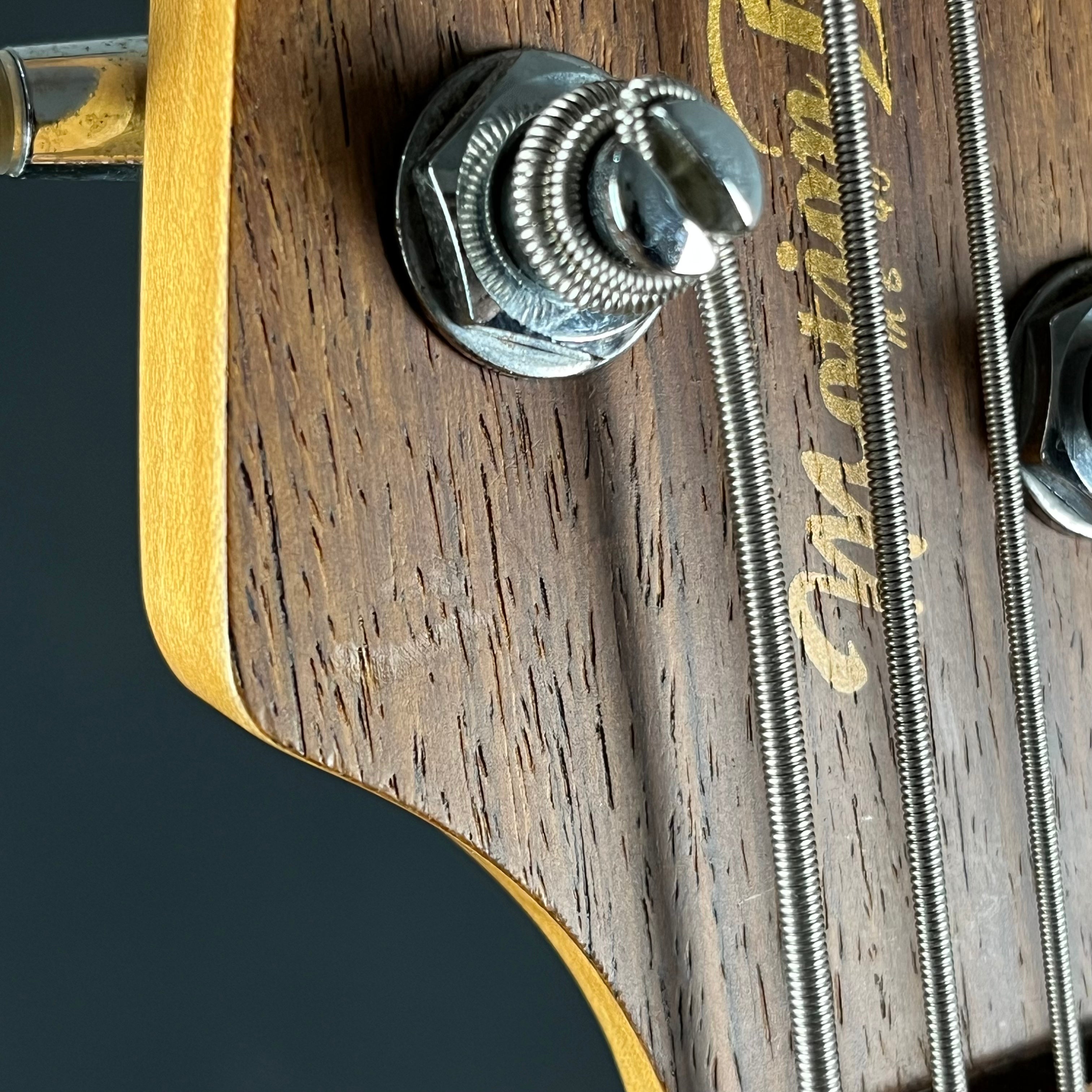 YAMAHA MB-40 Bass