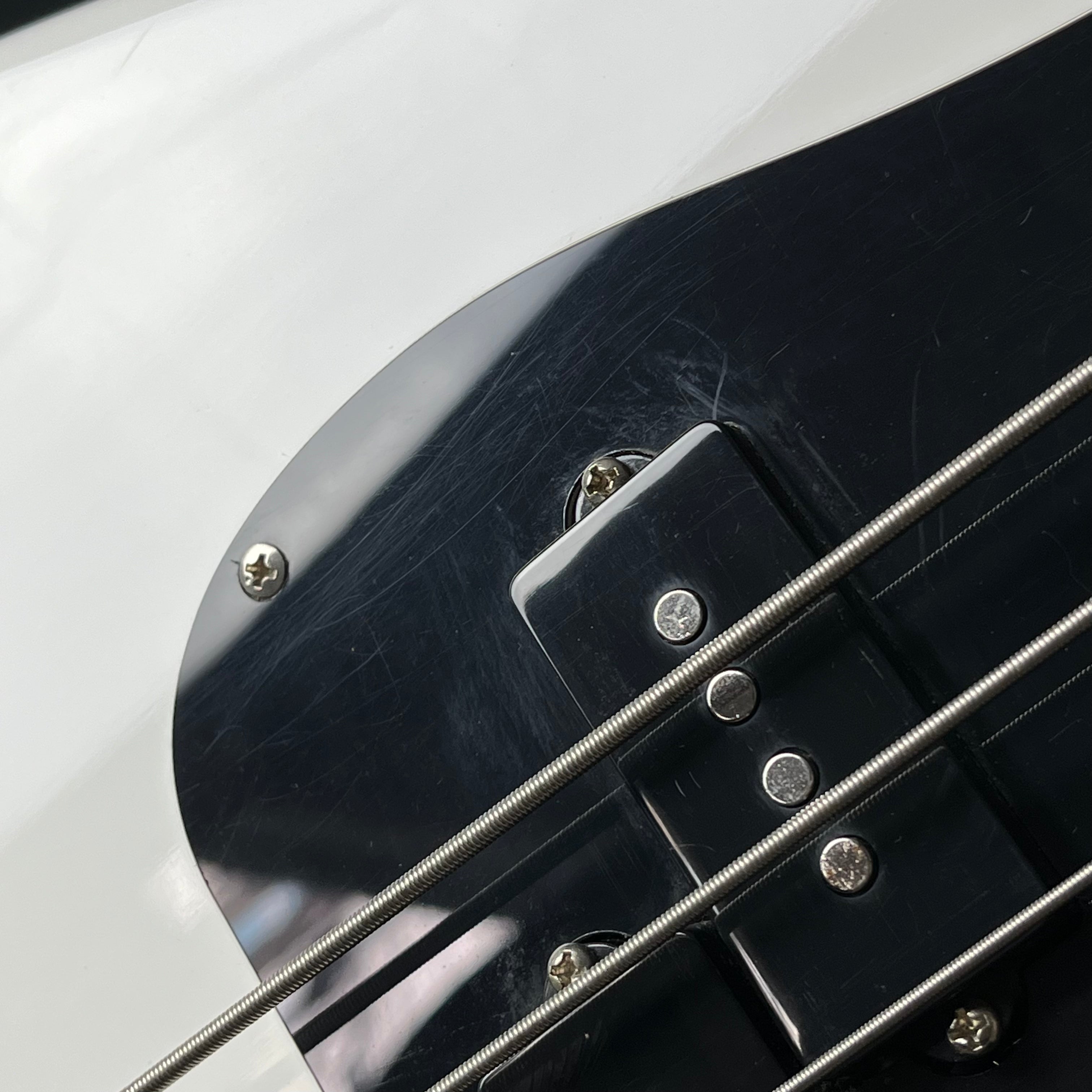 Squier Affinity Precision Bass