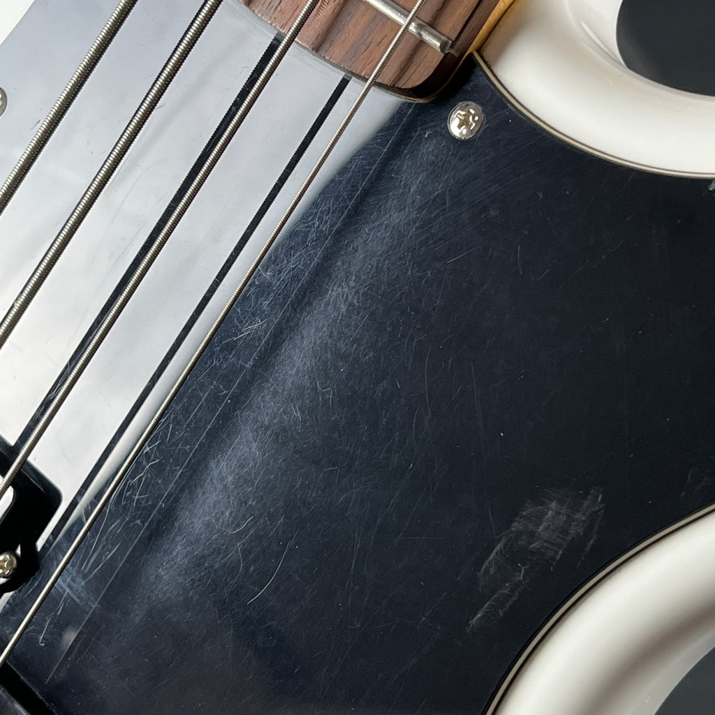 Squier Affinity Precision Bass