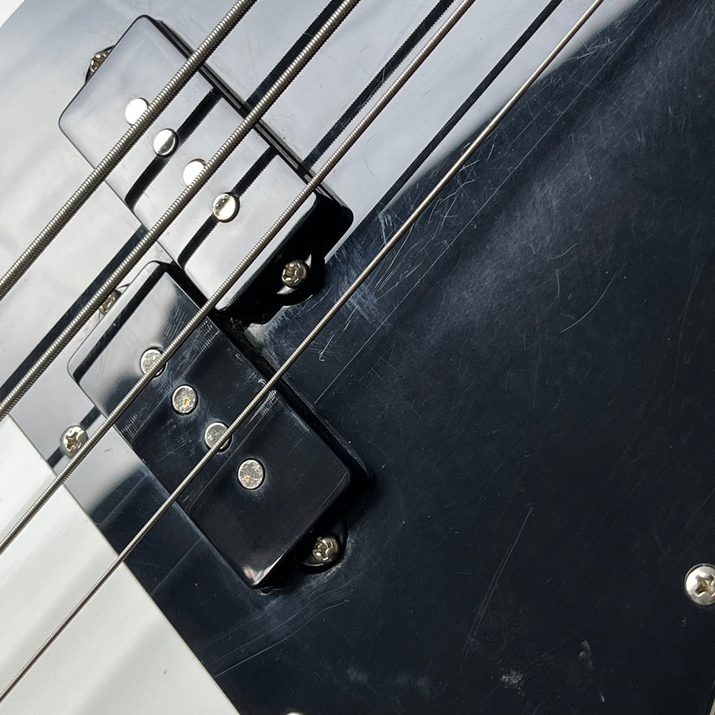 Squier Affinity Precision Bass