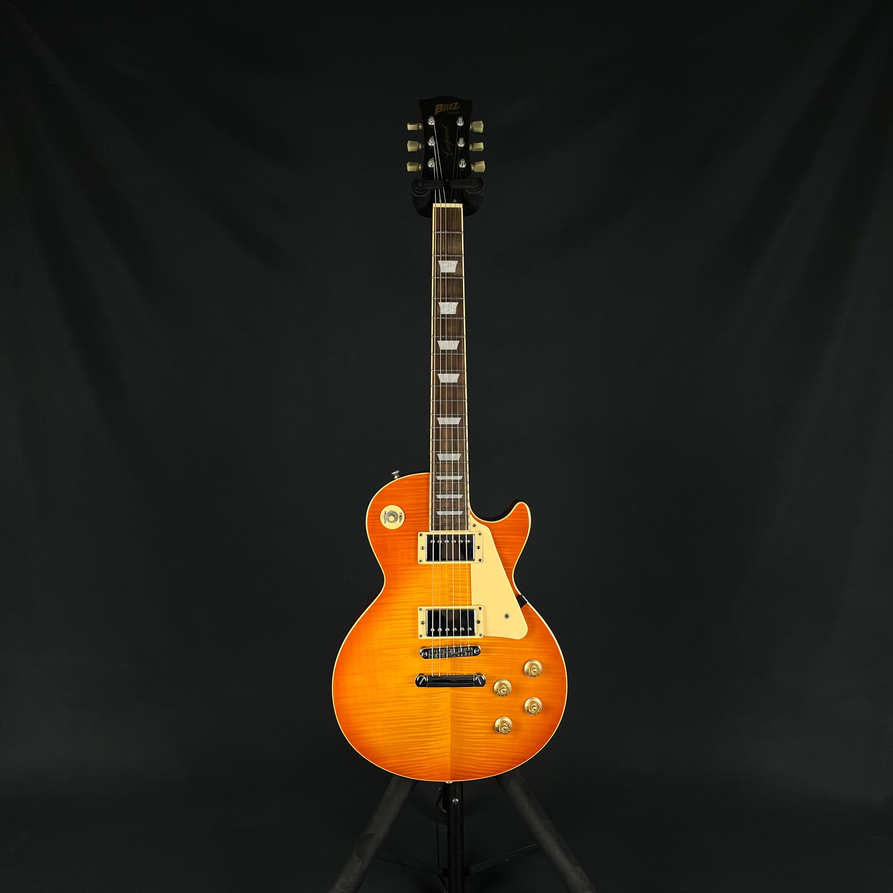 Blitz by Aria Pro II Leopard