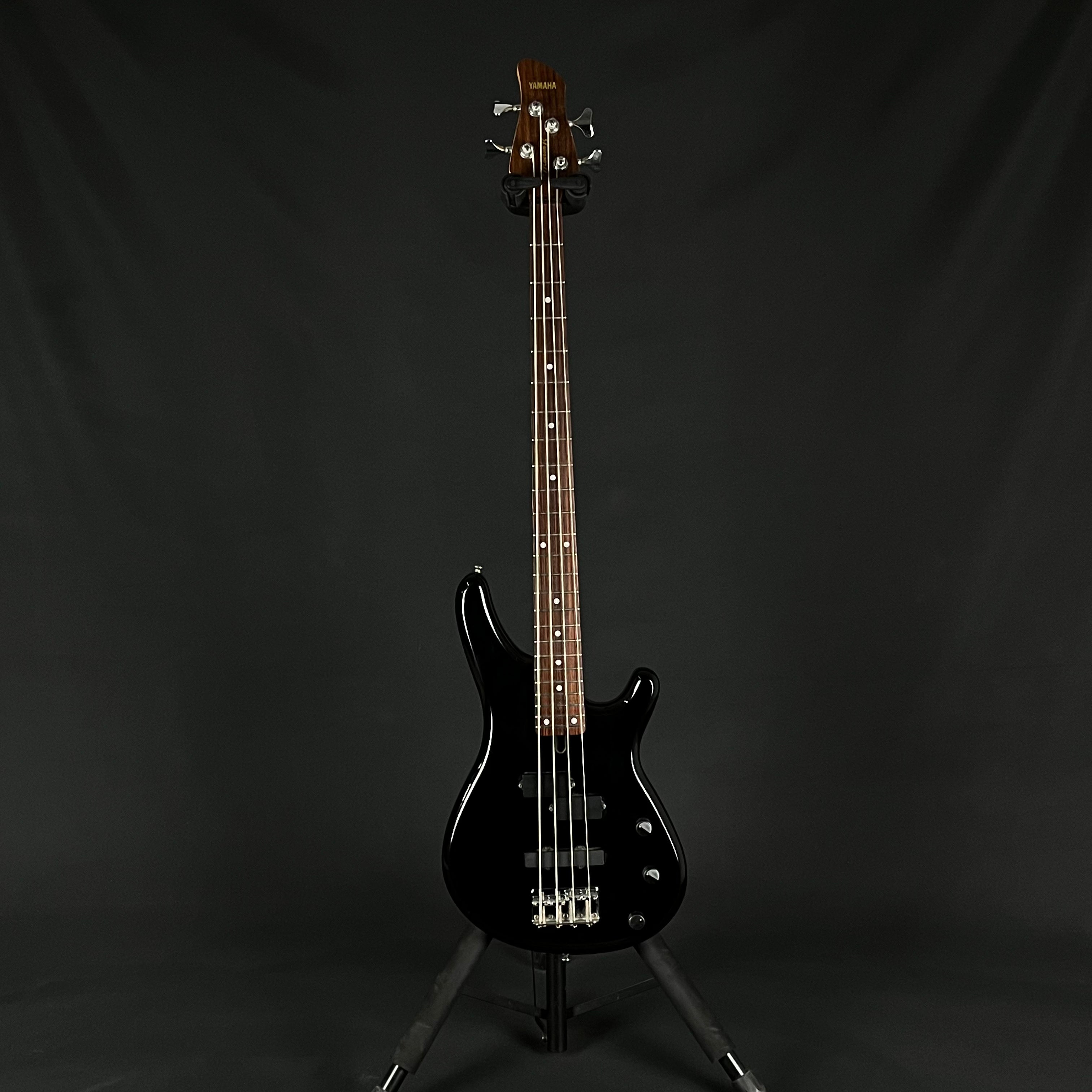 YAMAHA Motion B Bass