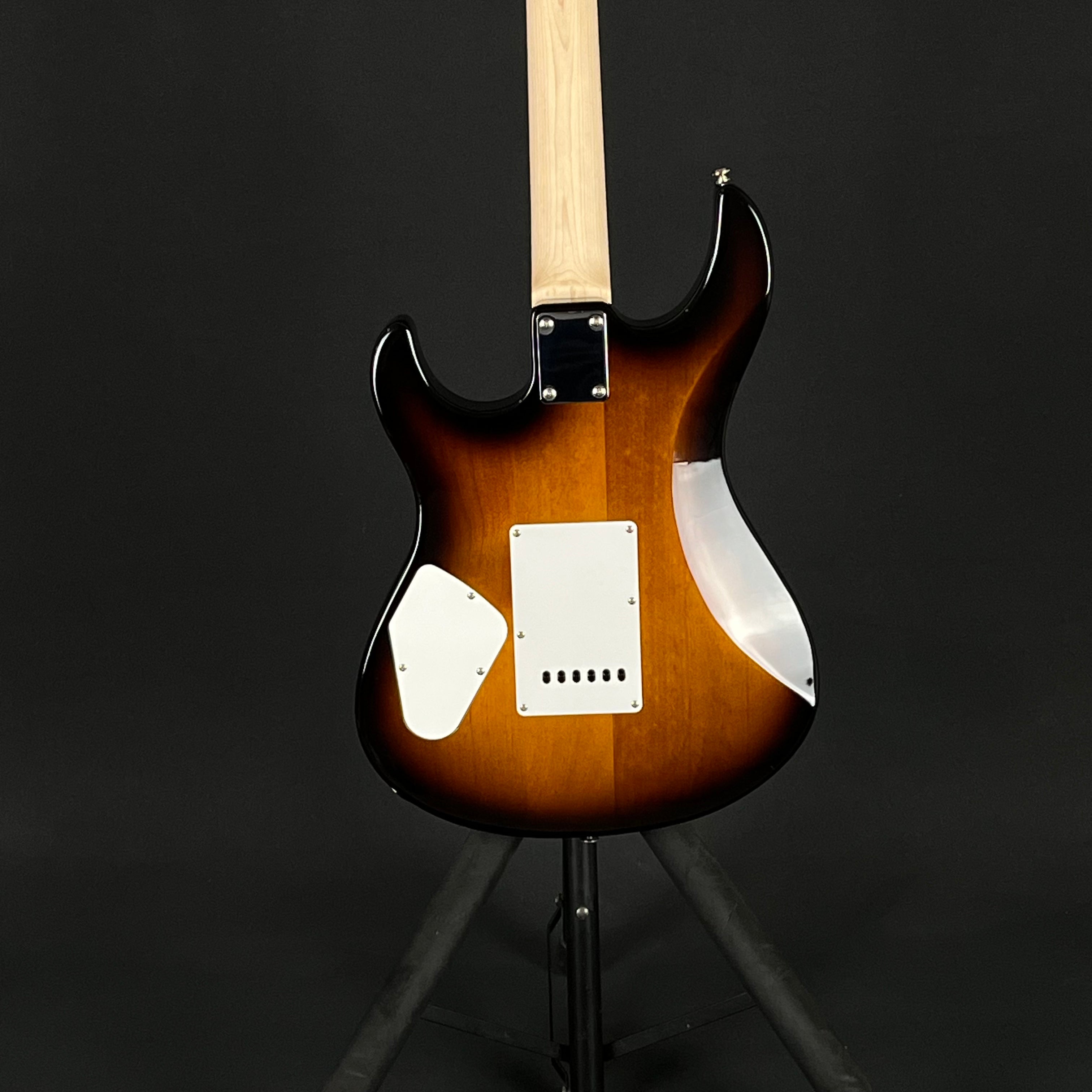 YAMAHA PAC212VFM