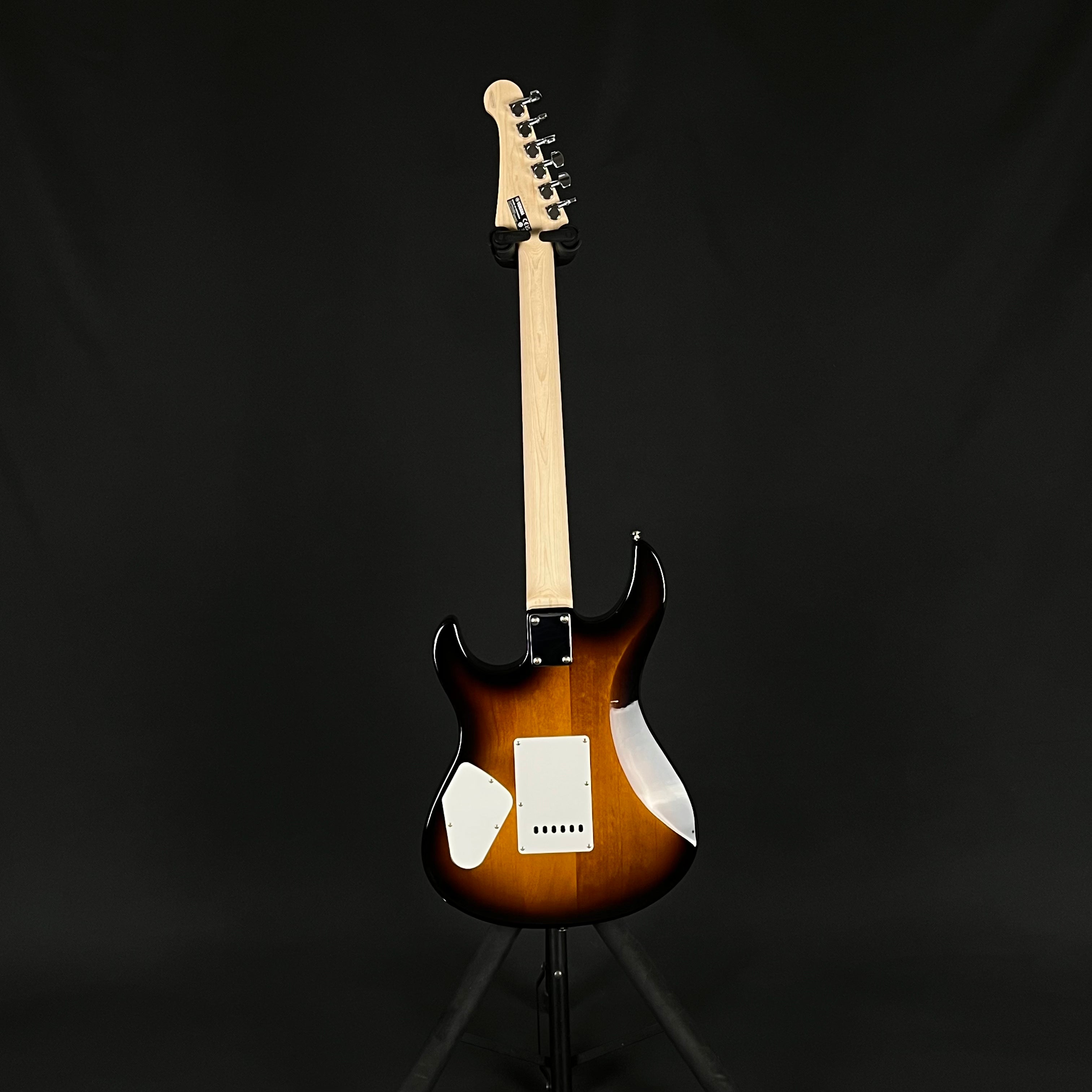YAMAHA PAC212VFM