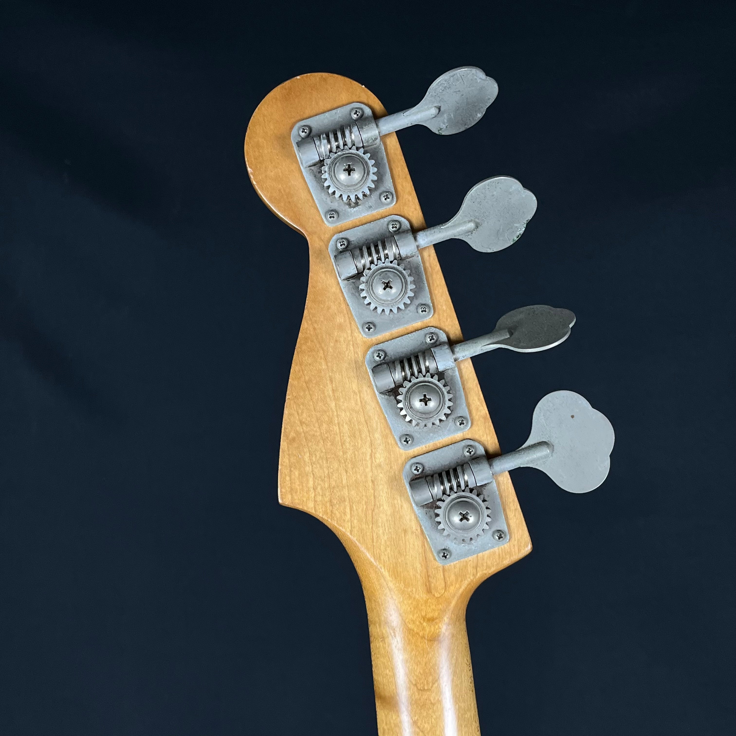 Squier Japan Silver Series Precision Bass