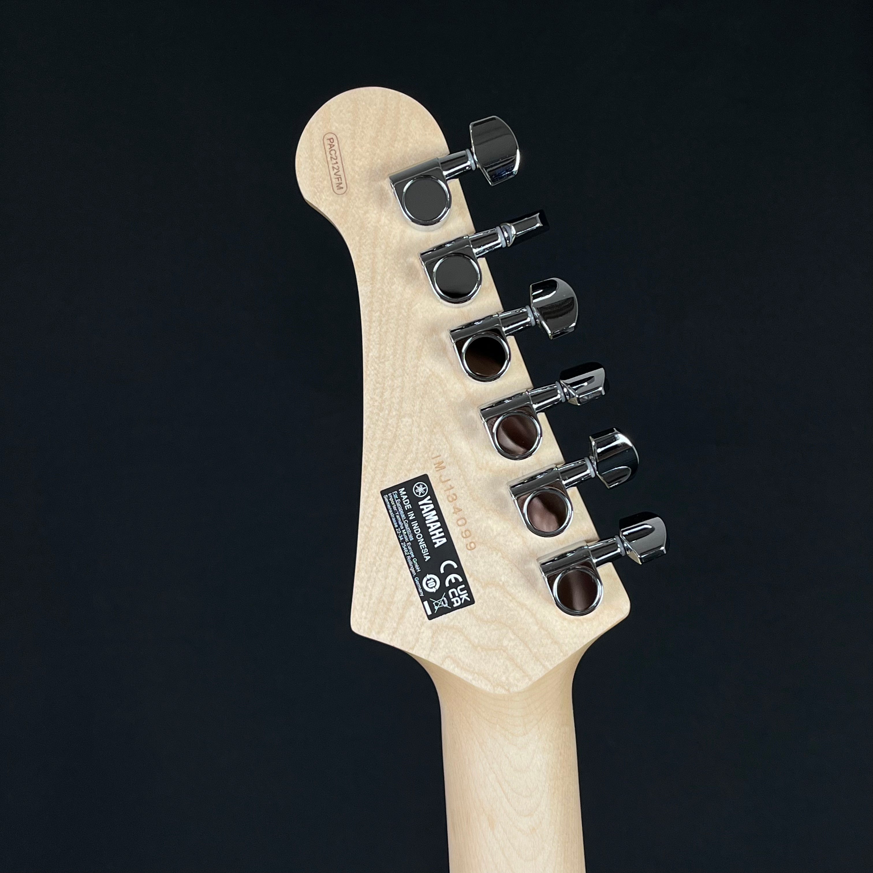 YAMAHA PAC212VFM