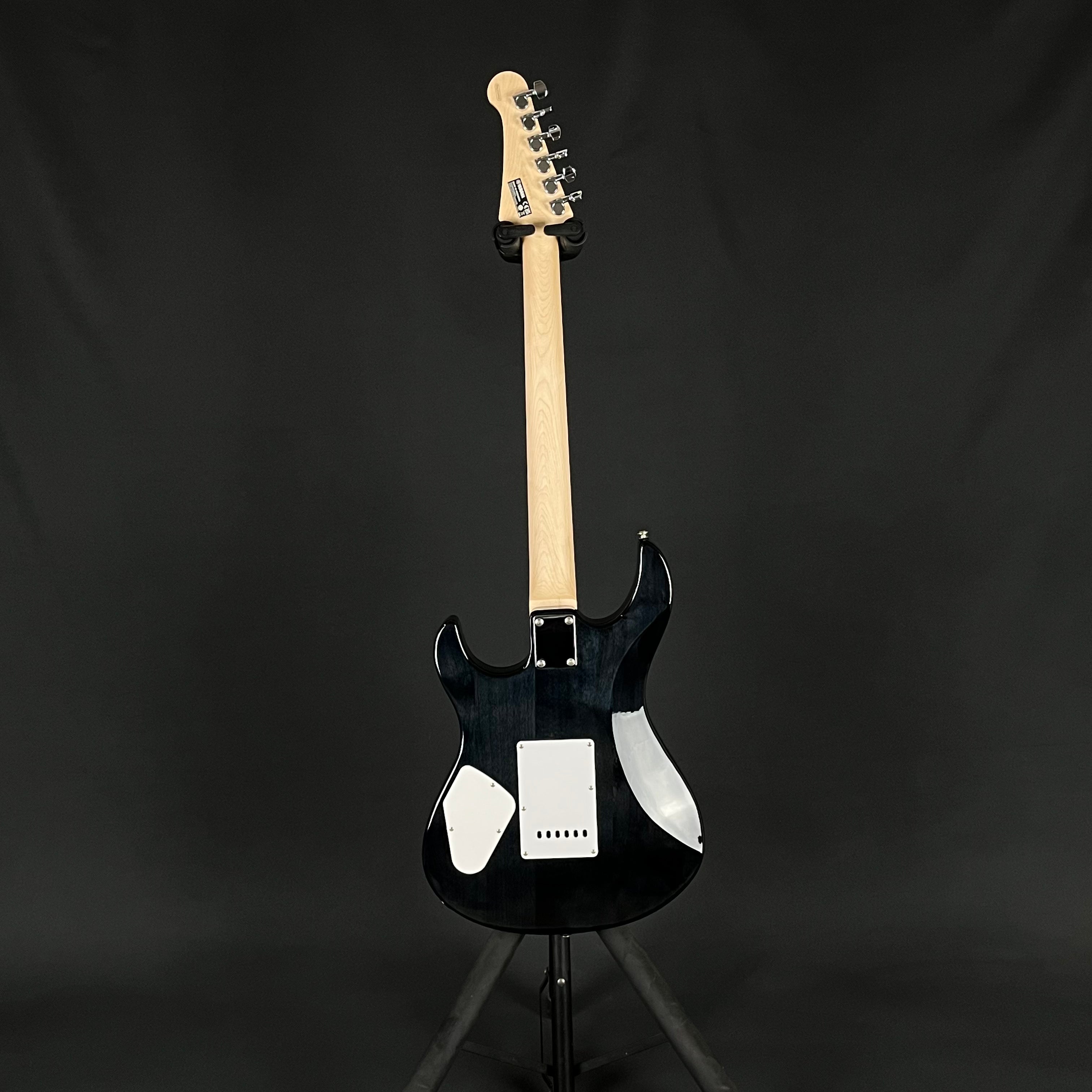 YAMAHA PAC212VFM