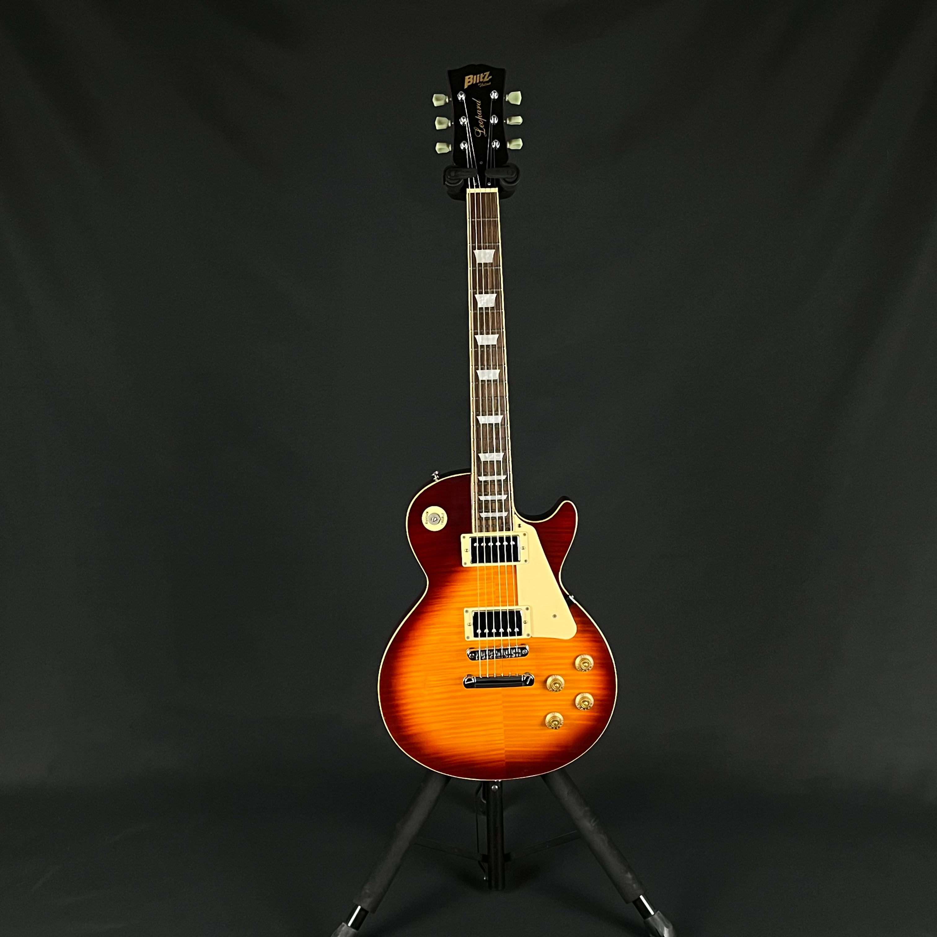 Blitz by Aria Pro II Leopard