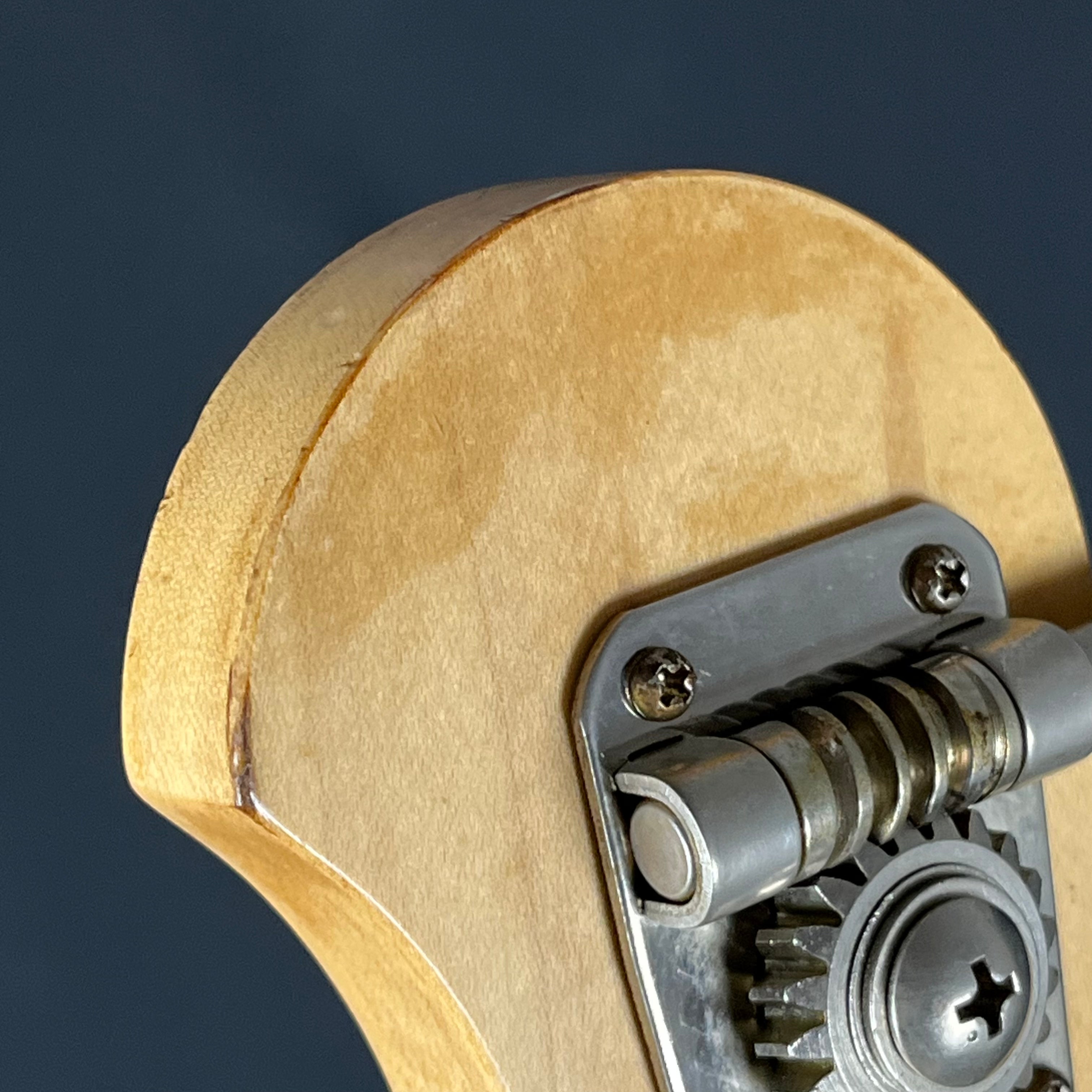 FGN Japan J-Standard Jazz Bass