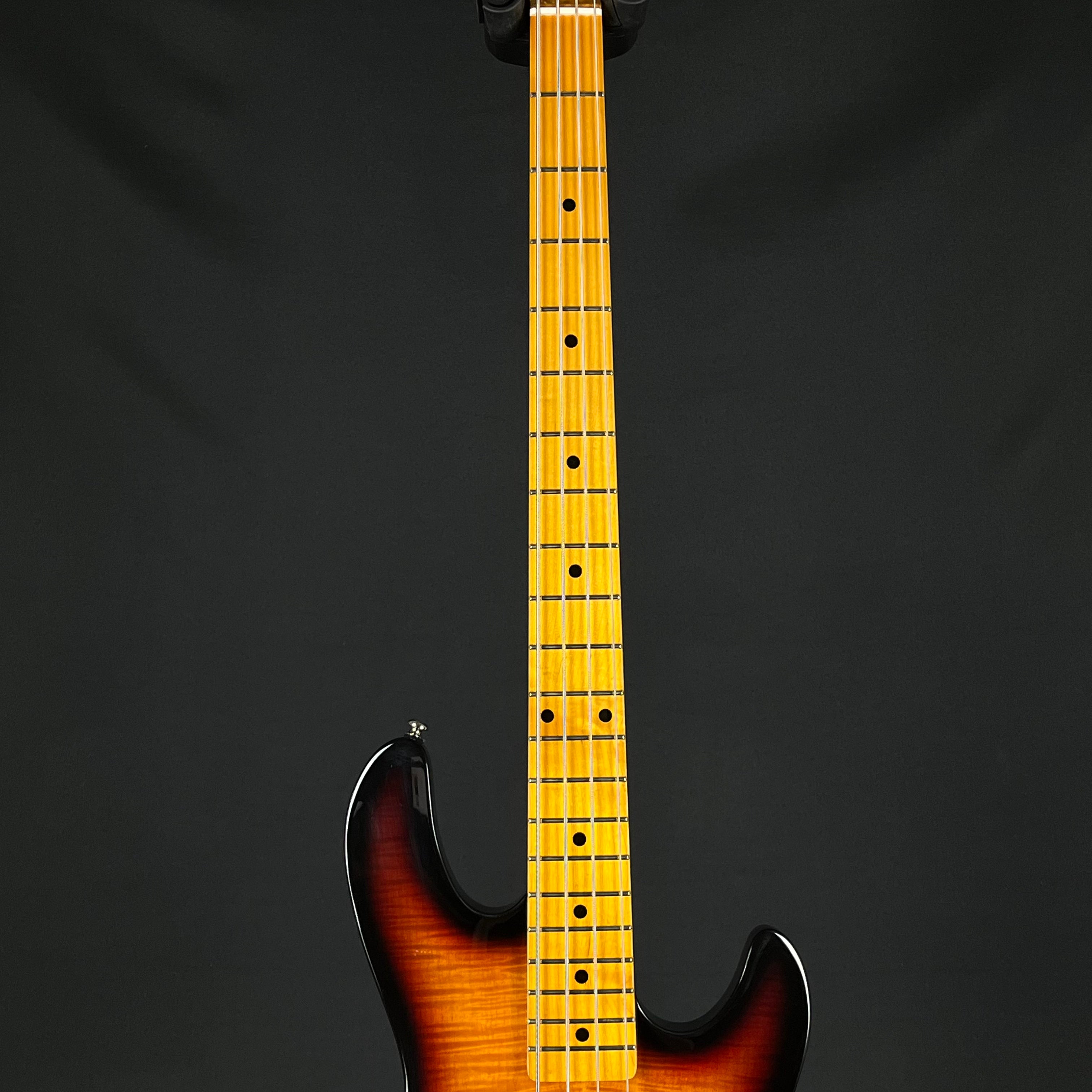 G&L Tribute Series L-2000 Bass