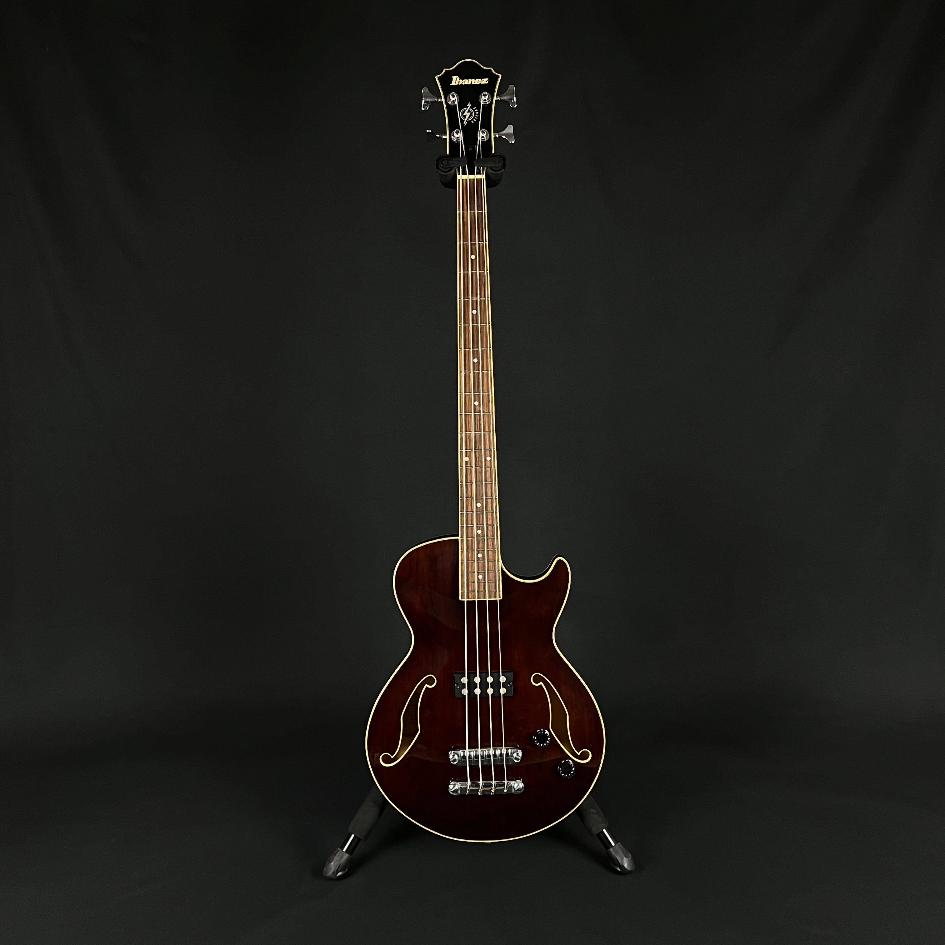 Ibanez AGB140 Bass