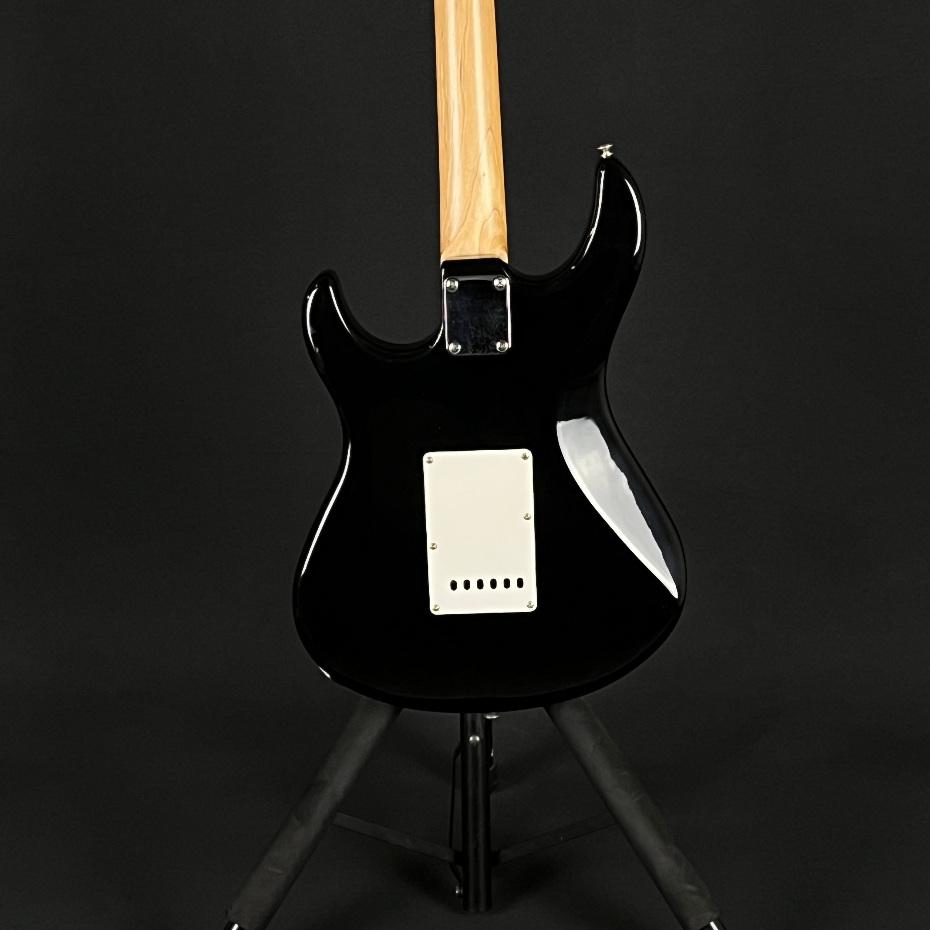YAMAHA EG112