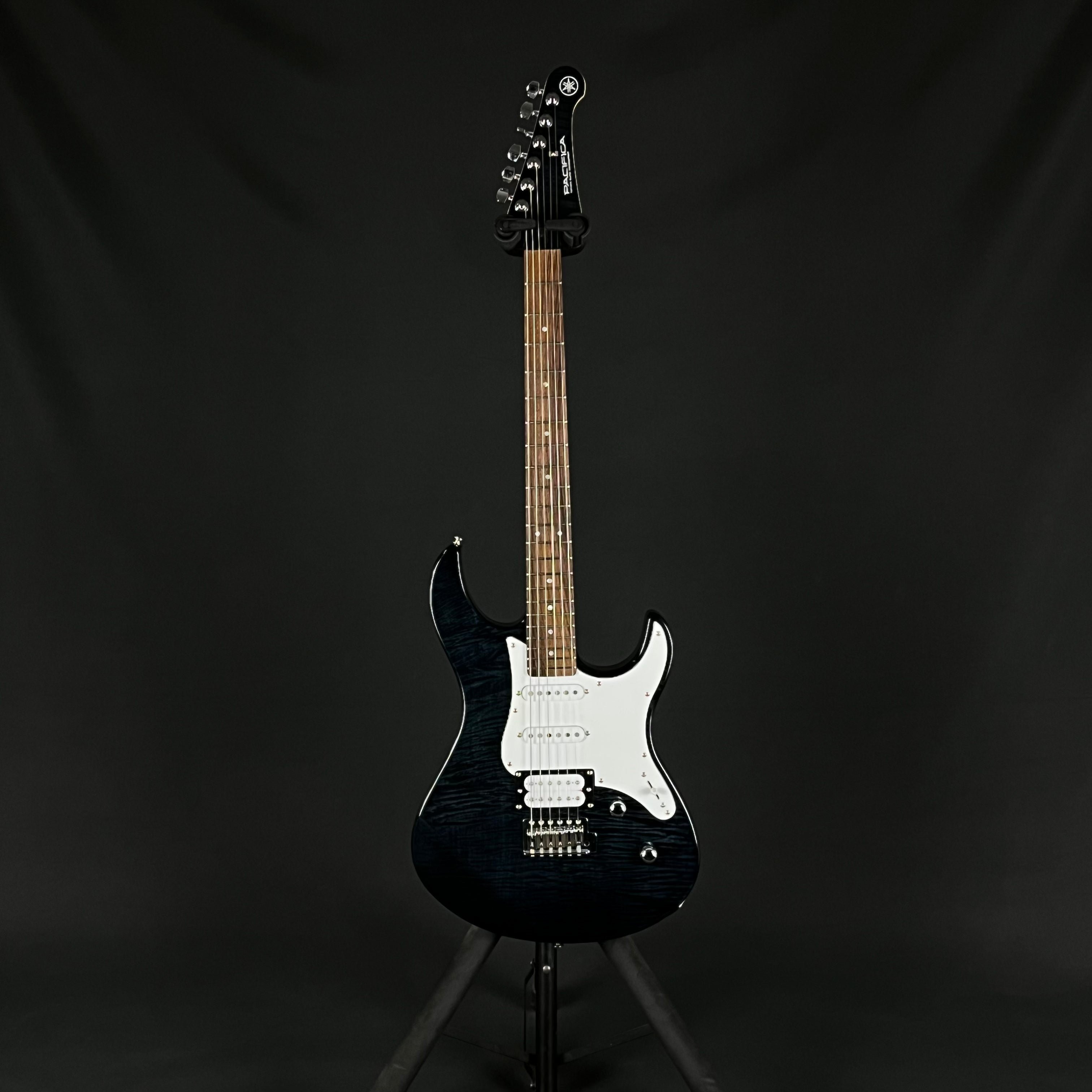 YAMAHA PAC212VFM