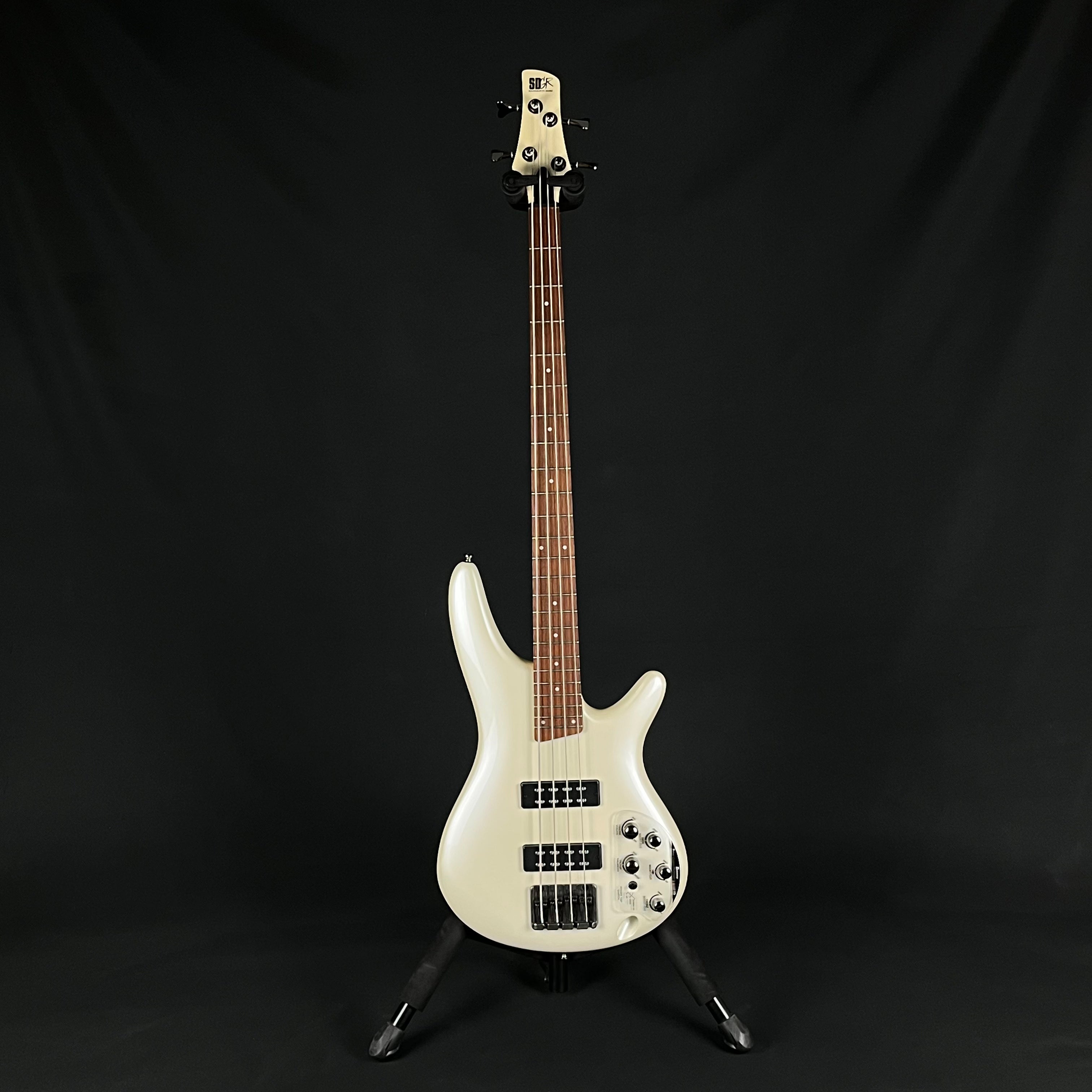 Ibanez SR300E Bass