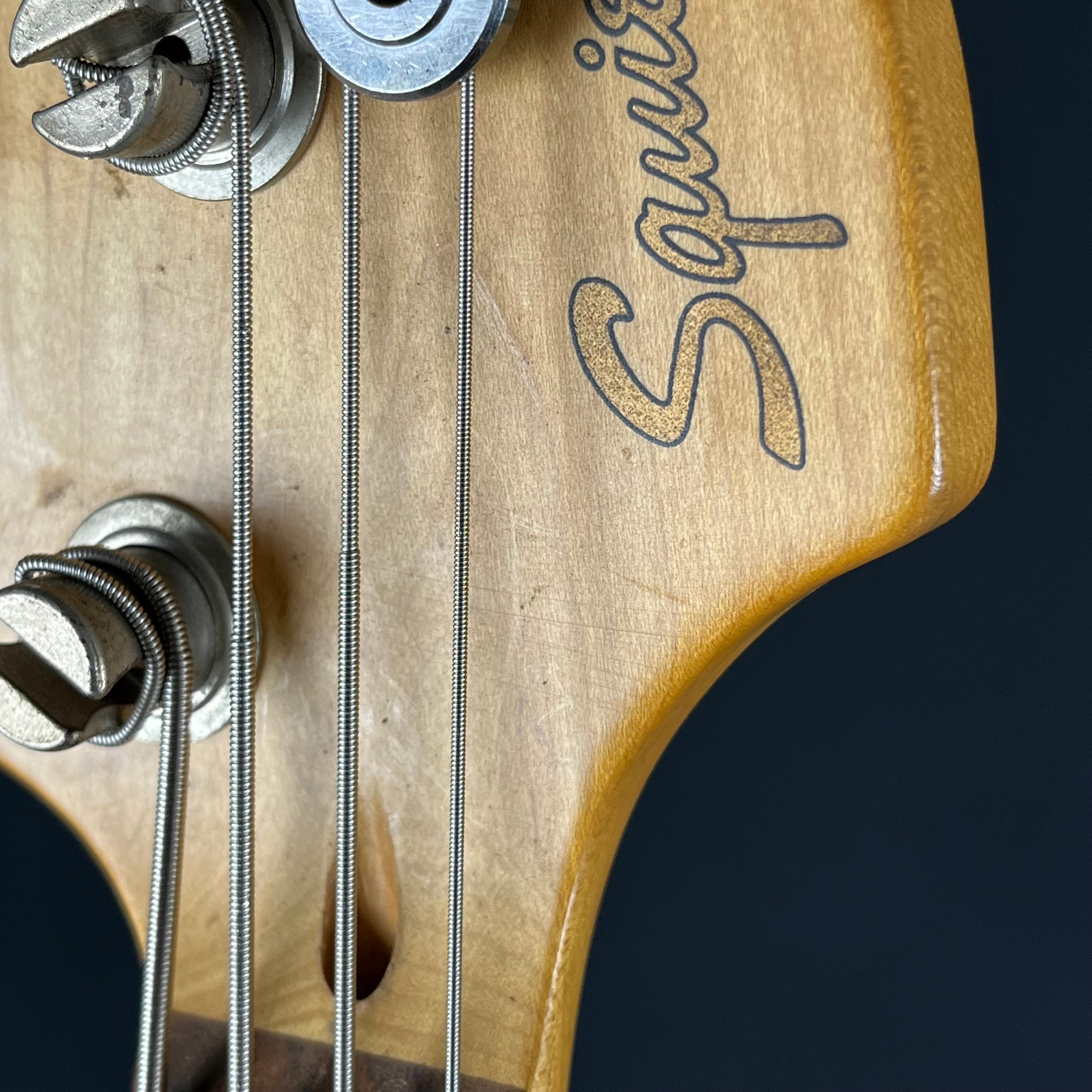 Squier Jazz Bass