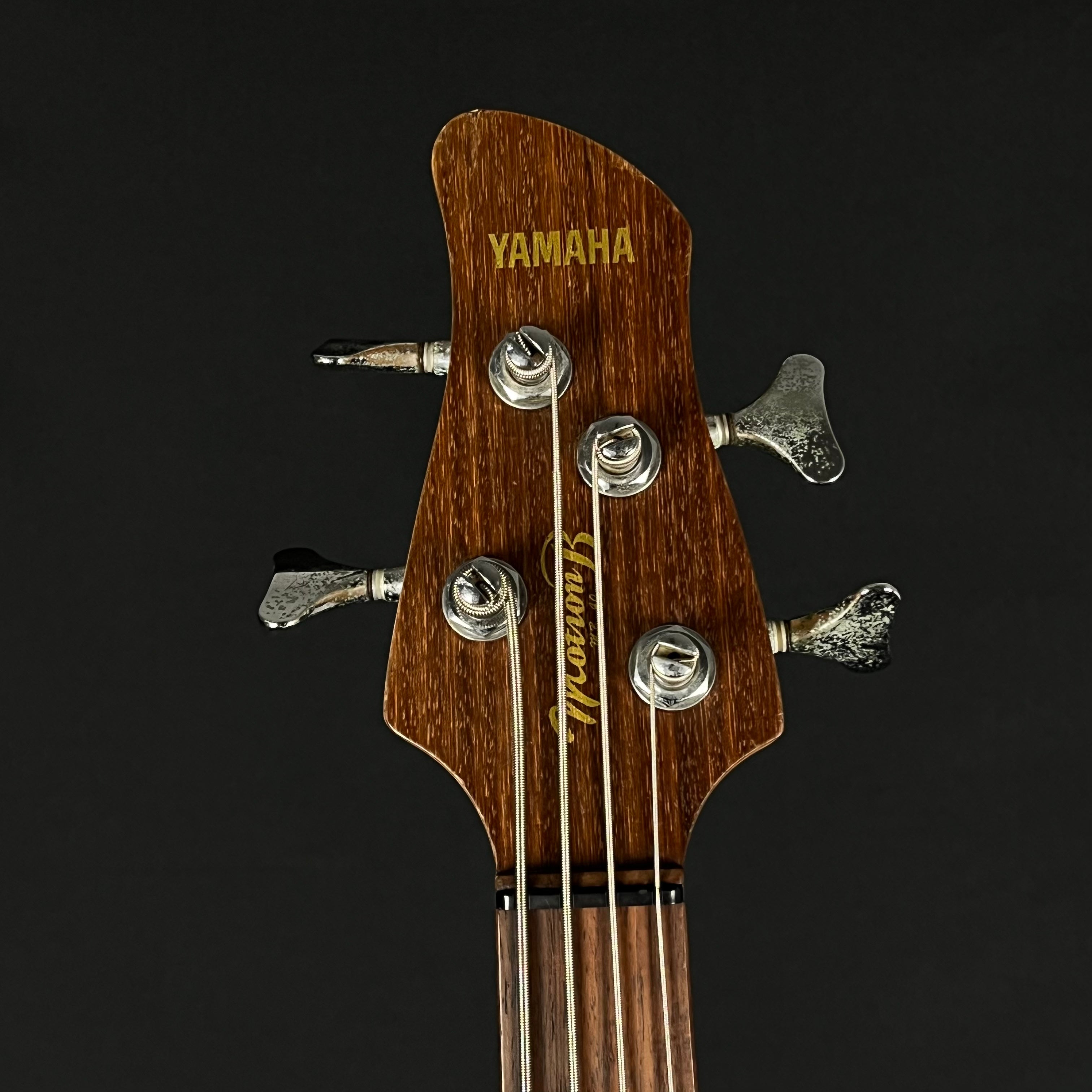 YAMAHA MB-40 Bass