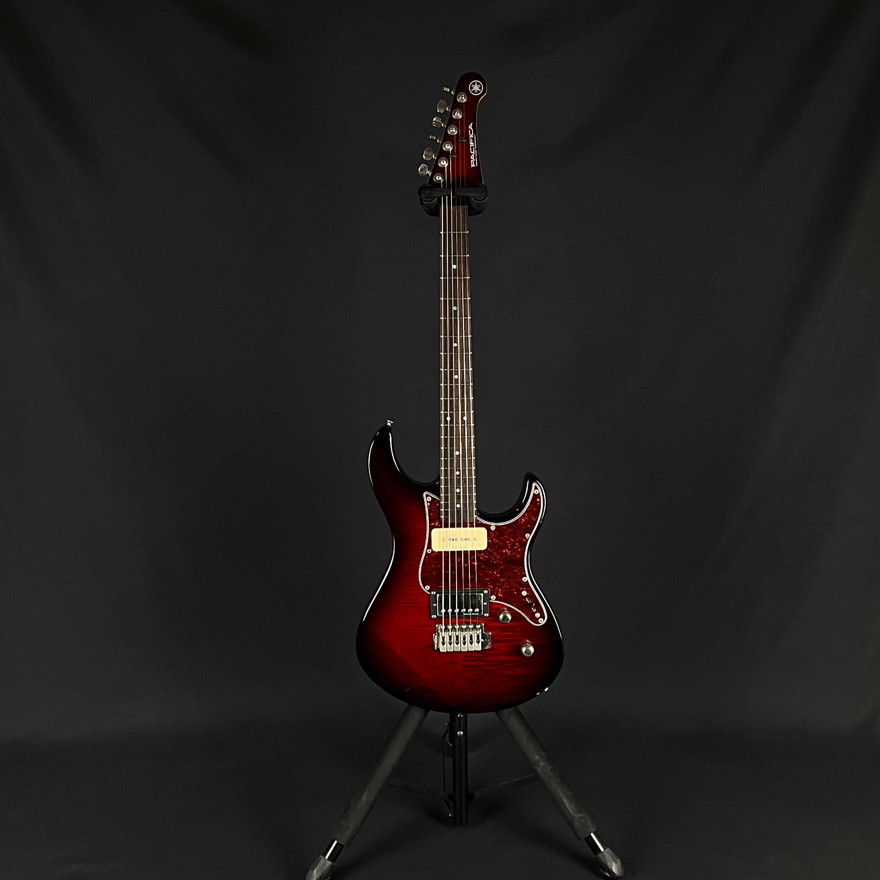 YAMAHA PAC611VFM
