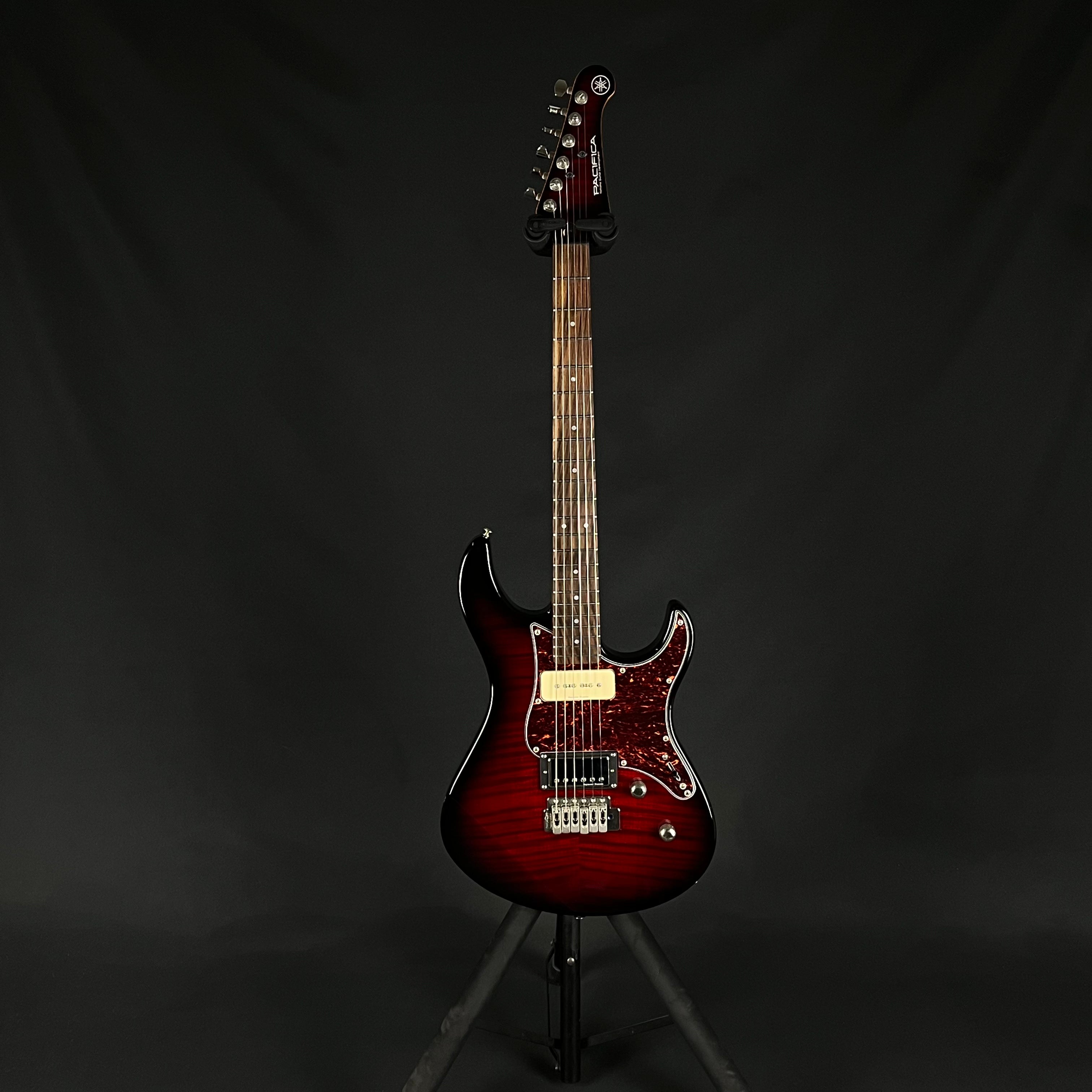 YAMAHA PAC611VFM