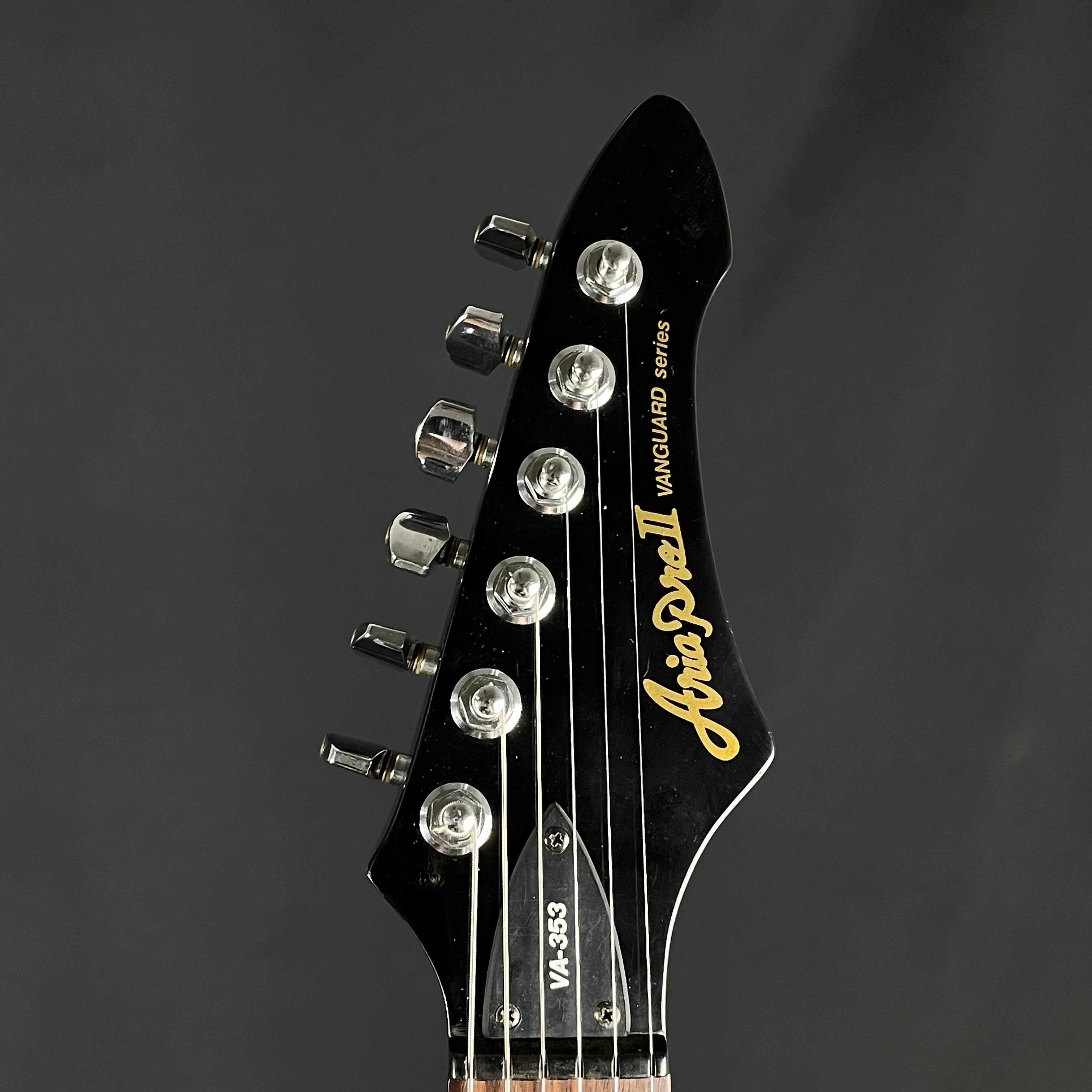 Aria Pro II Vanguard Series VA-353
