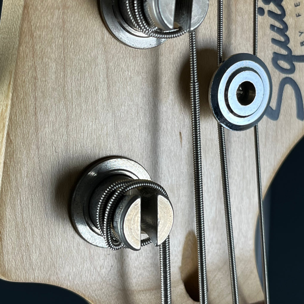Squier Affinity Precision Bass