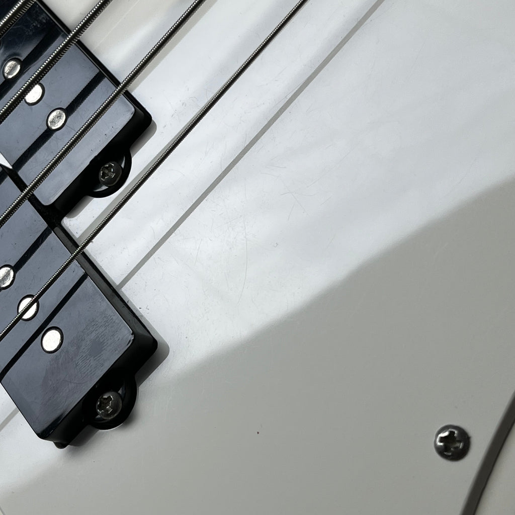 Squier Affinity Precision Bass