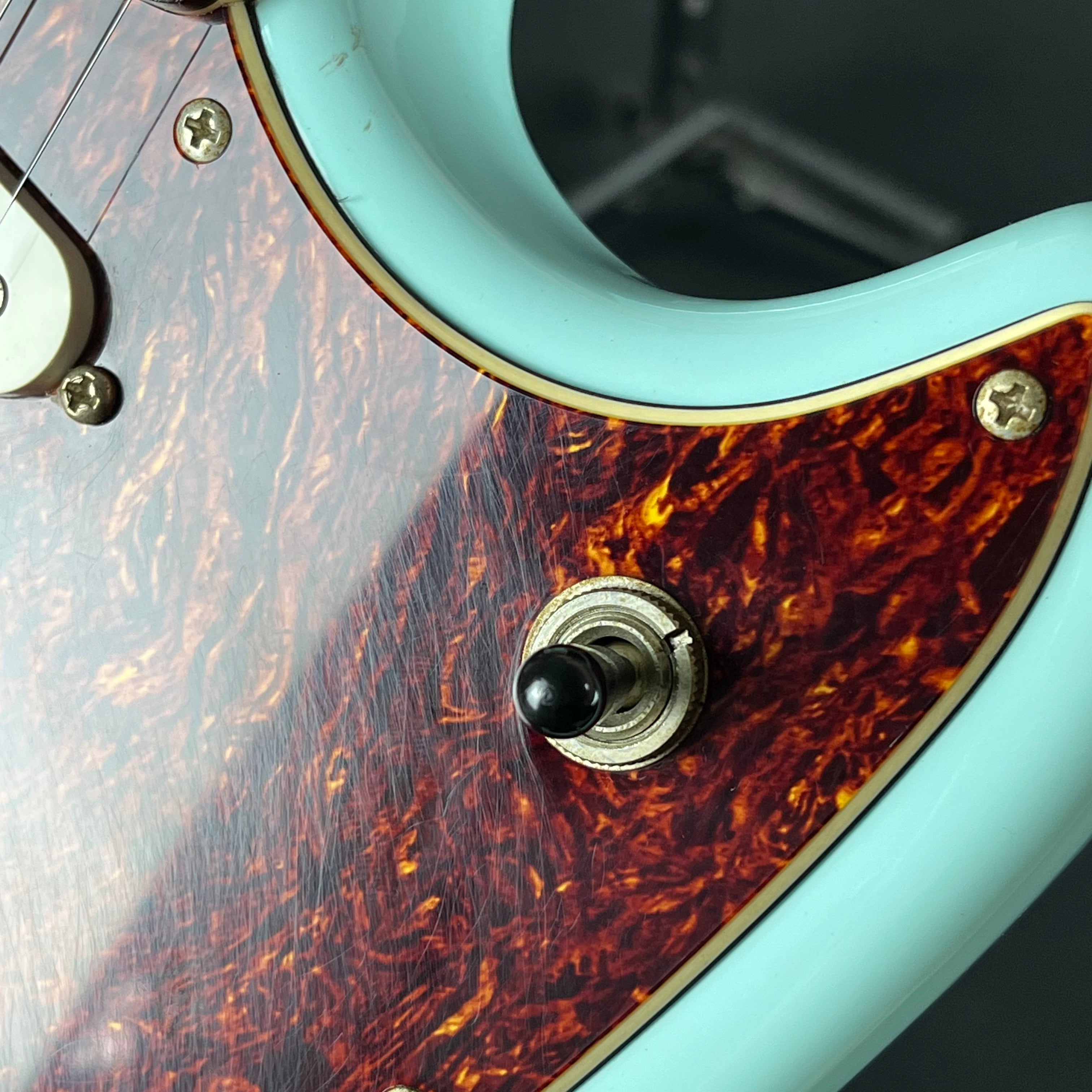 Squier Cyclone 2011 * Logo Removed *