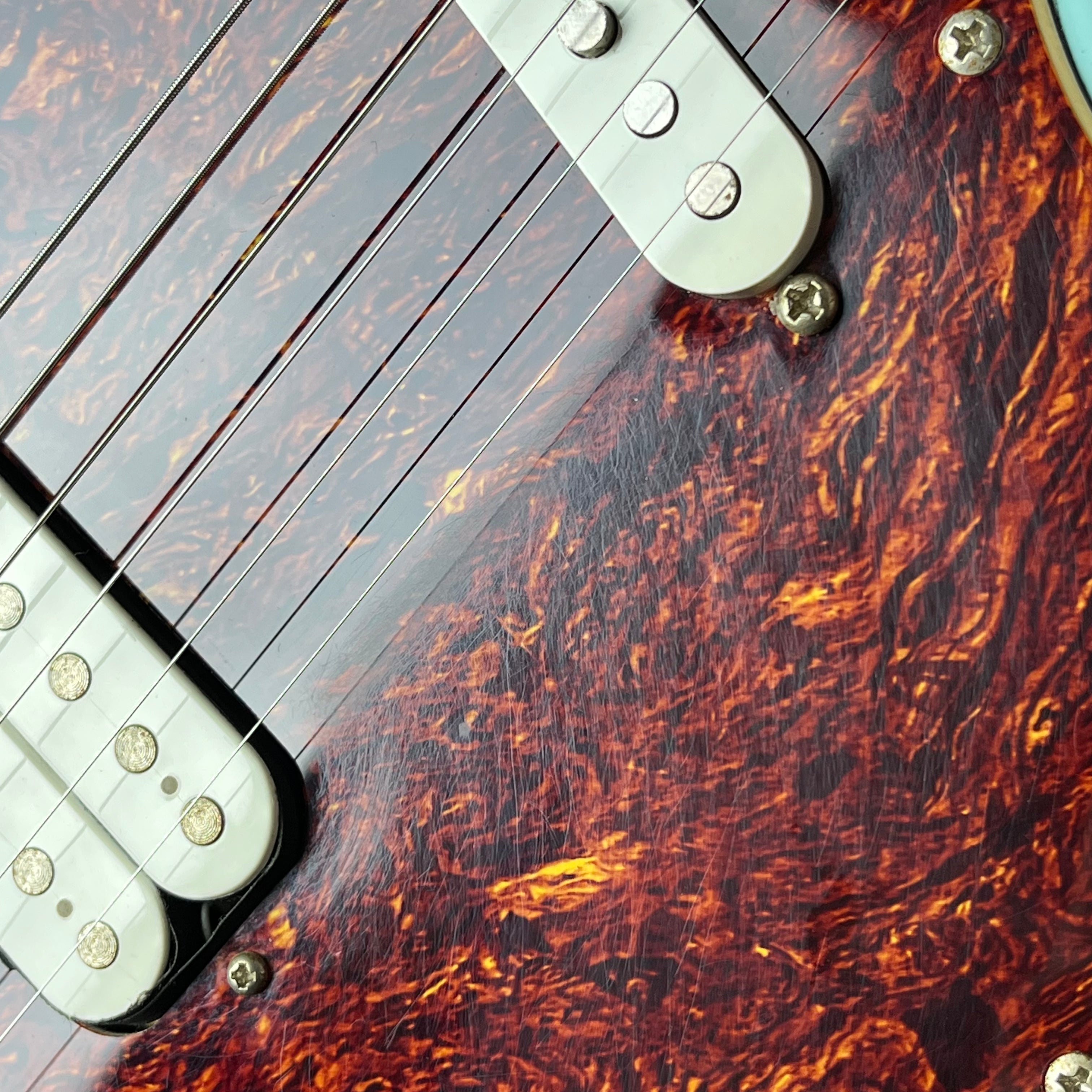 Squier Cyclone 2011 * Logo Removed *