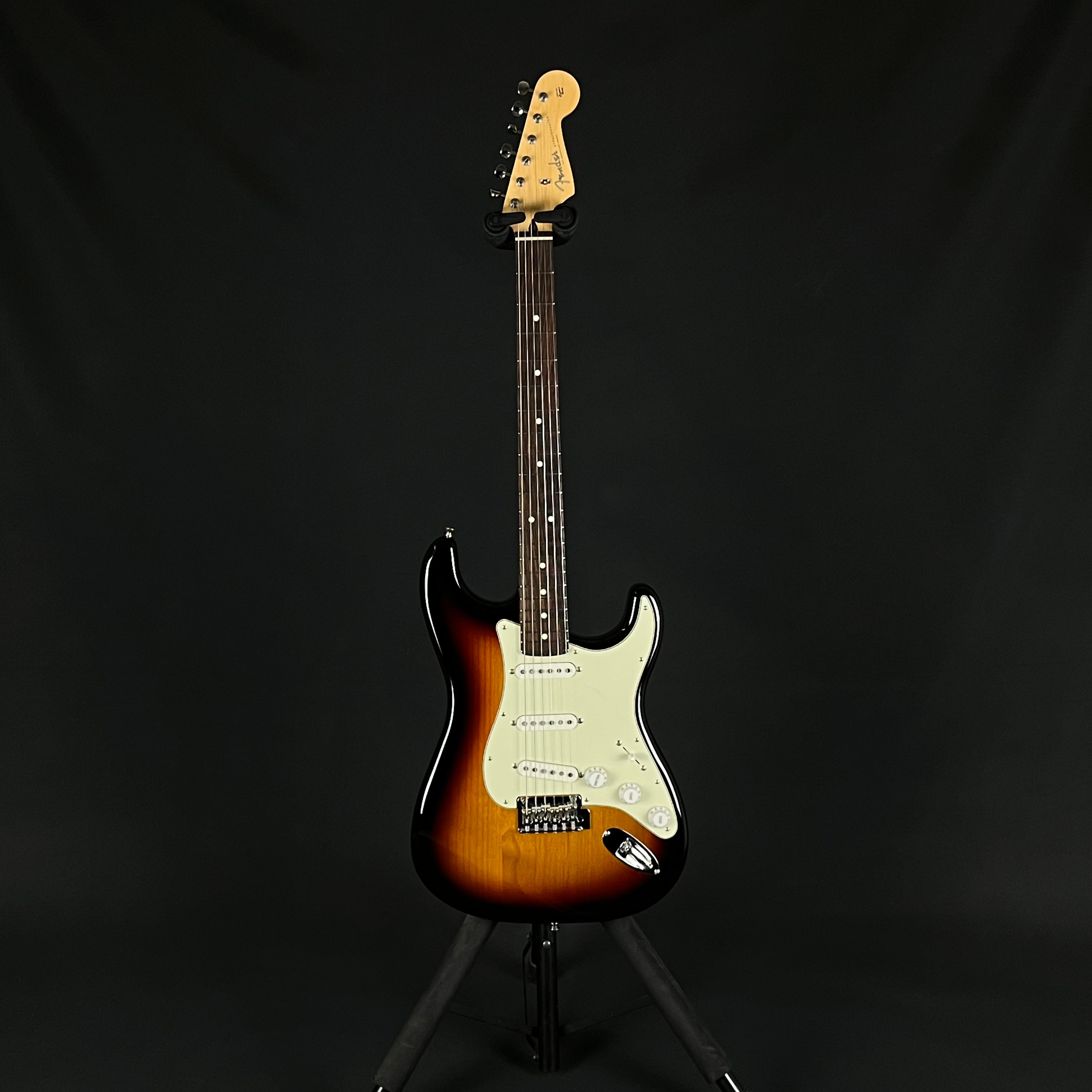 Fender Japan Hybrid II Stratocaster
