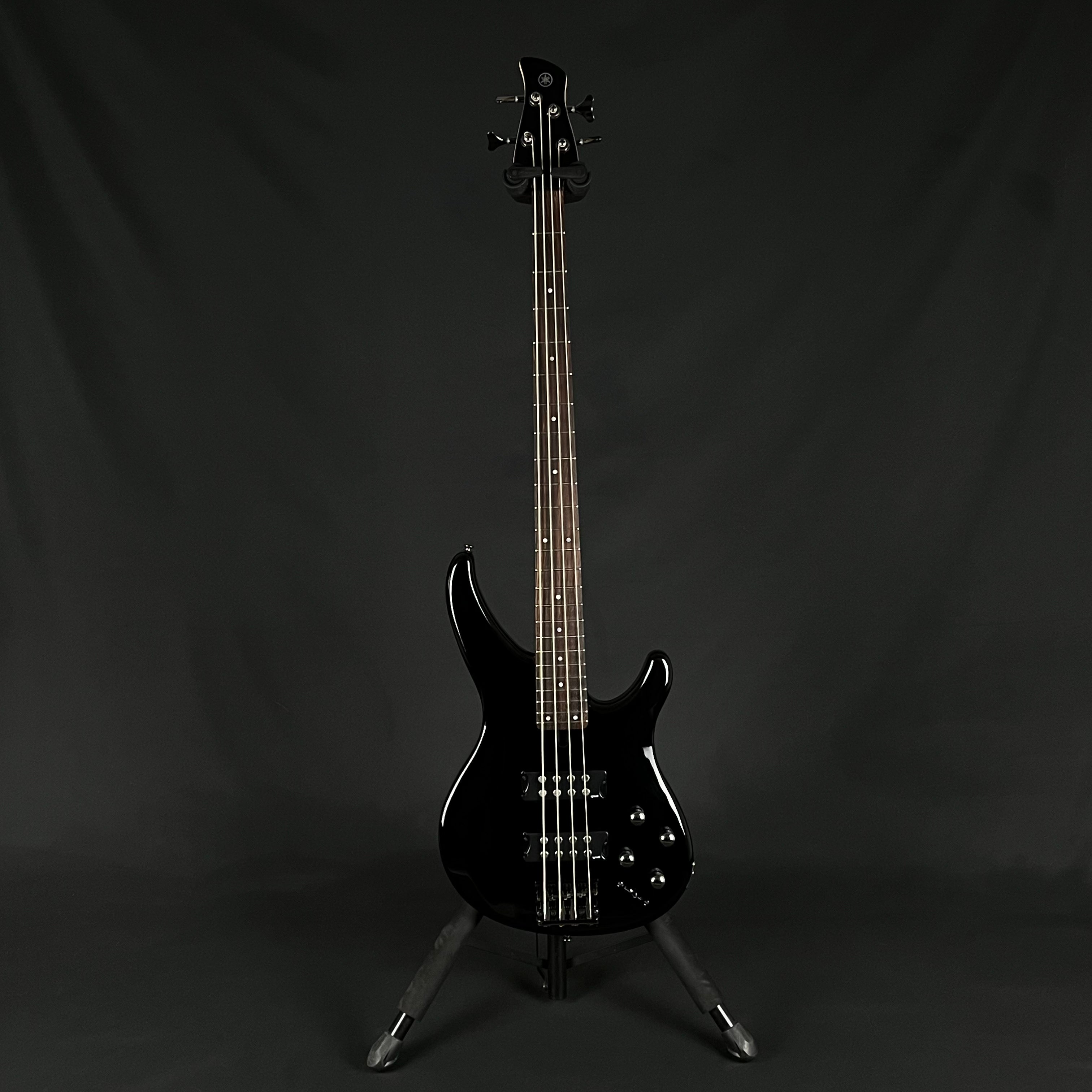 YAMAHA TRBX304 Bass