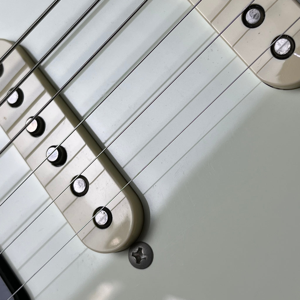Fender Japan Hybrid 60s Stratocaster HSS